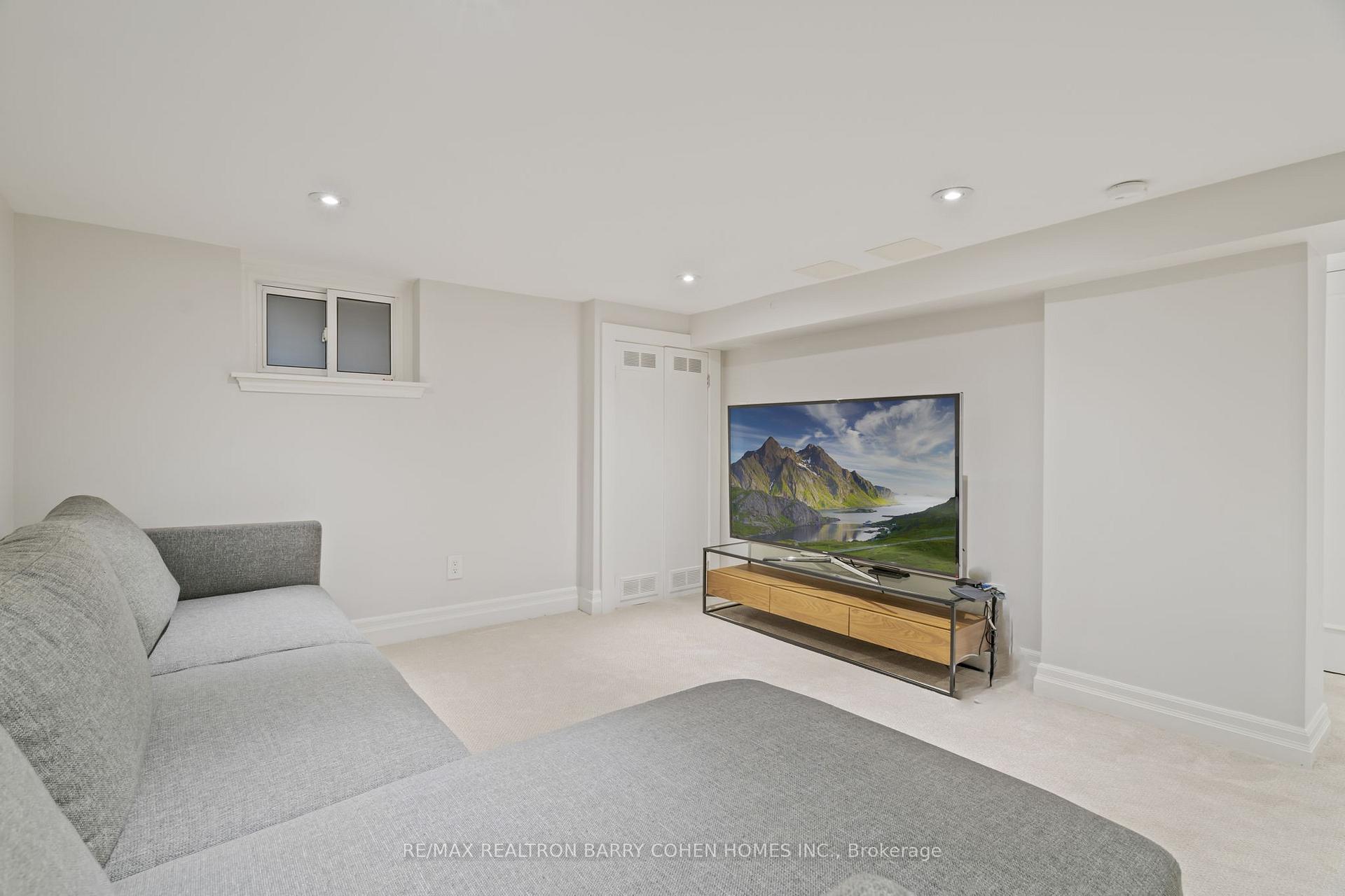 Photo 28 of 522 Roselawn Avenue, Toronto, Lawrence Park South — HOMEH