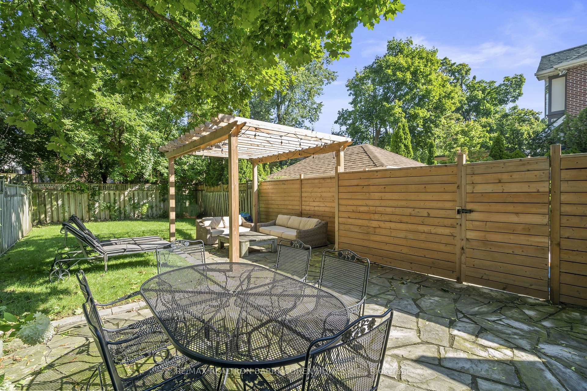 Photo 32 of 522 Roselawn Avenue, Toronto, Lawrence Park South — HOMEH