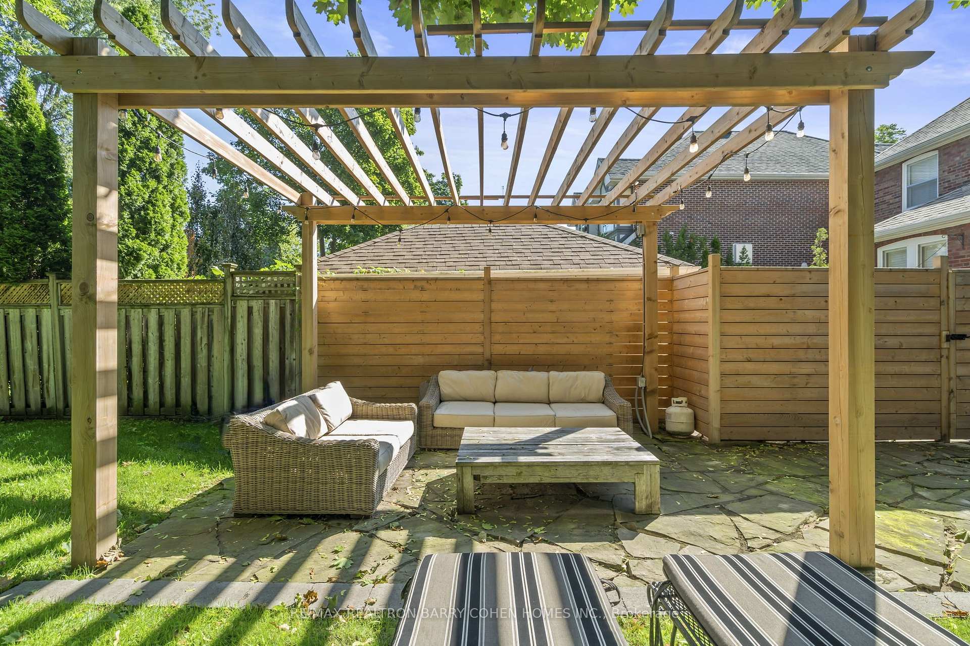 Photo 33 of 522 Roselawn Avenue, Toronto, Lawrence Park South — HOMEH