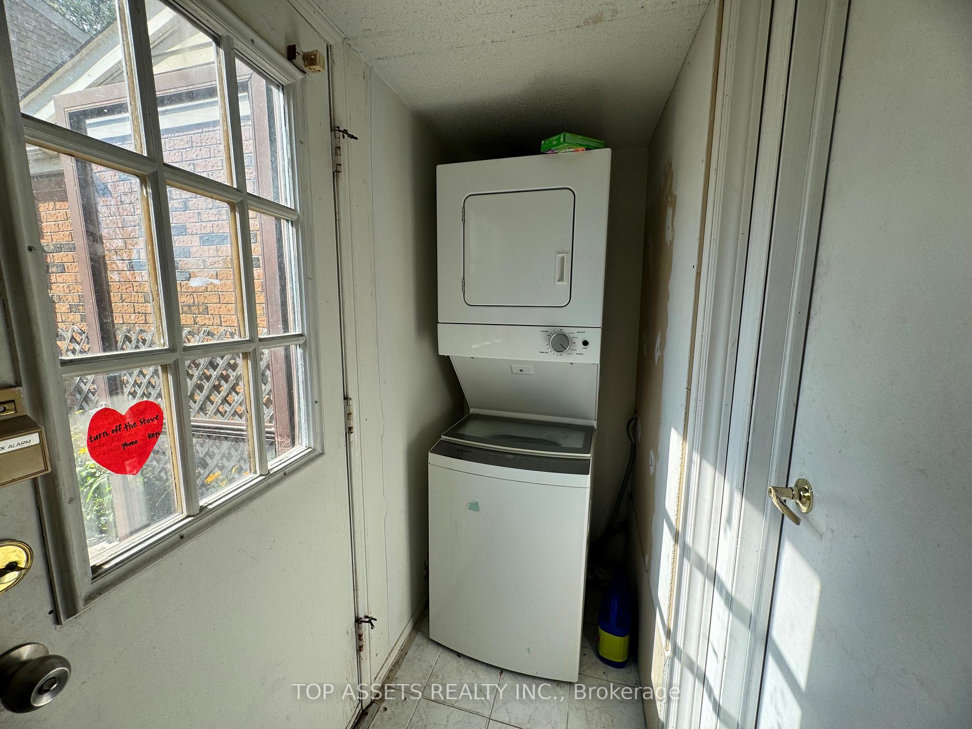 Photo 7 of 49 Longbow Square, Scarborough, Steeles — HOMEH