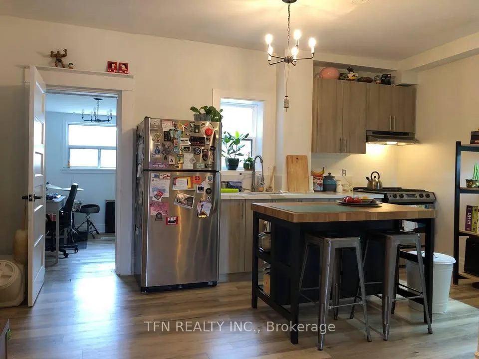 Front of Unit 1, 222 Oakwood Avenue