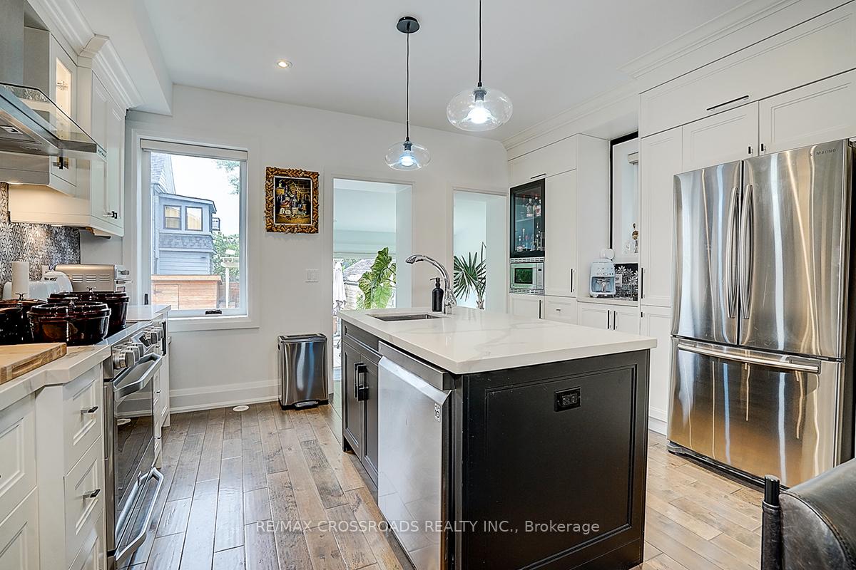 Photo 22 of 28 Chisholm Avenue, Toronto, East End-Danforth — HOMEH