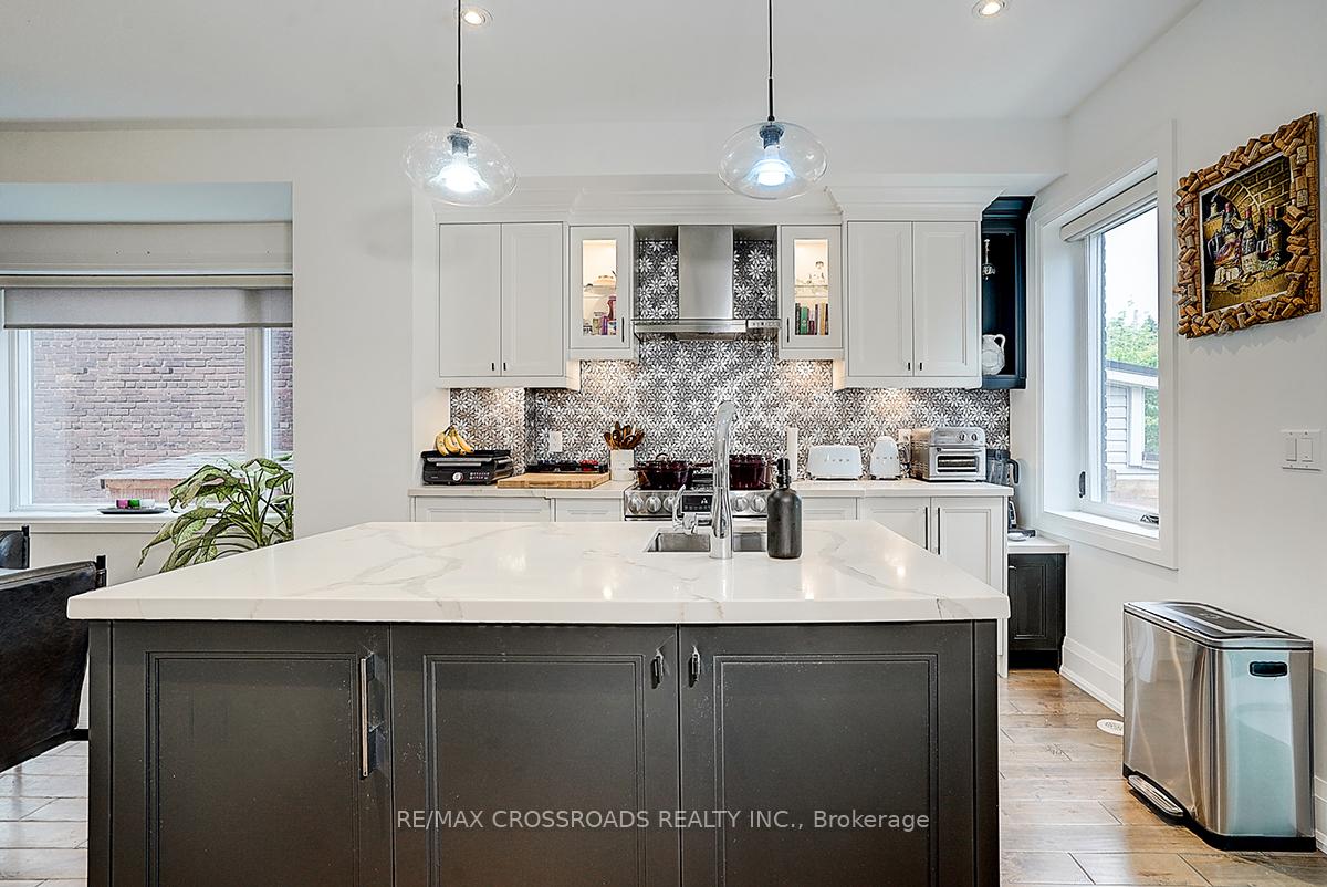 Photo 28 of 28 Chisholm Avenue, Toronto, East End-Danforth — HOMEH