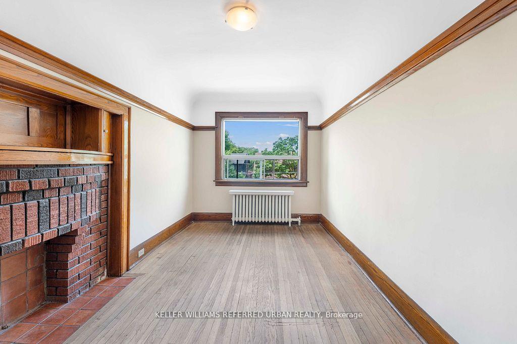 Photo 17 of 775 Coxwell Avenue, Toronto, Danforth — HOMEH