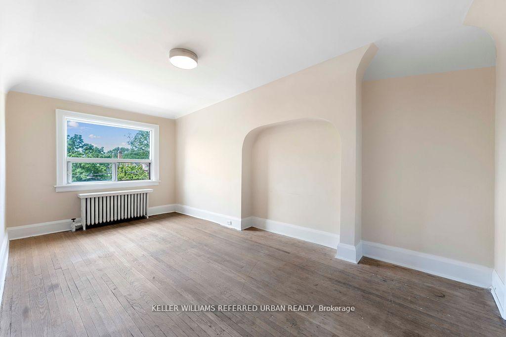Photo 19 of 775 Coxwell Avenue, Toronto, Danforth — HOMEH