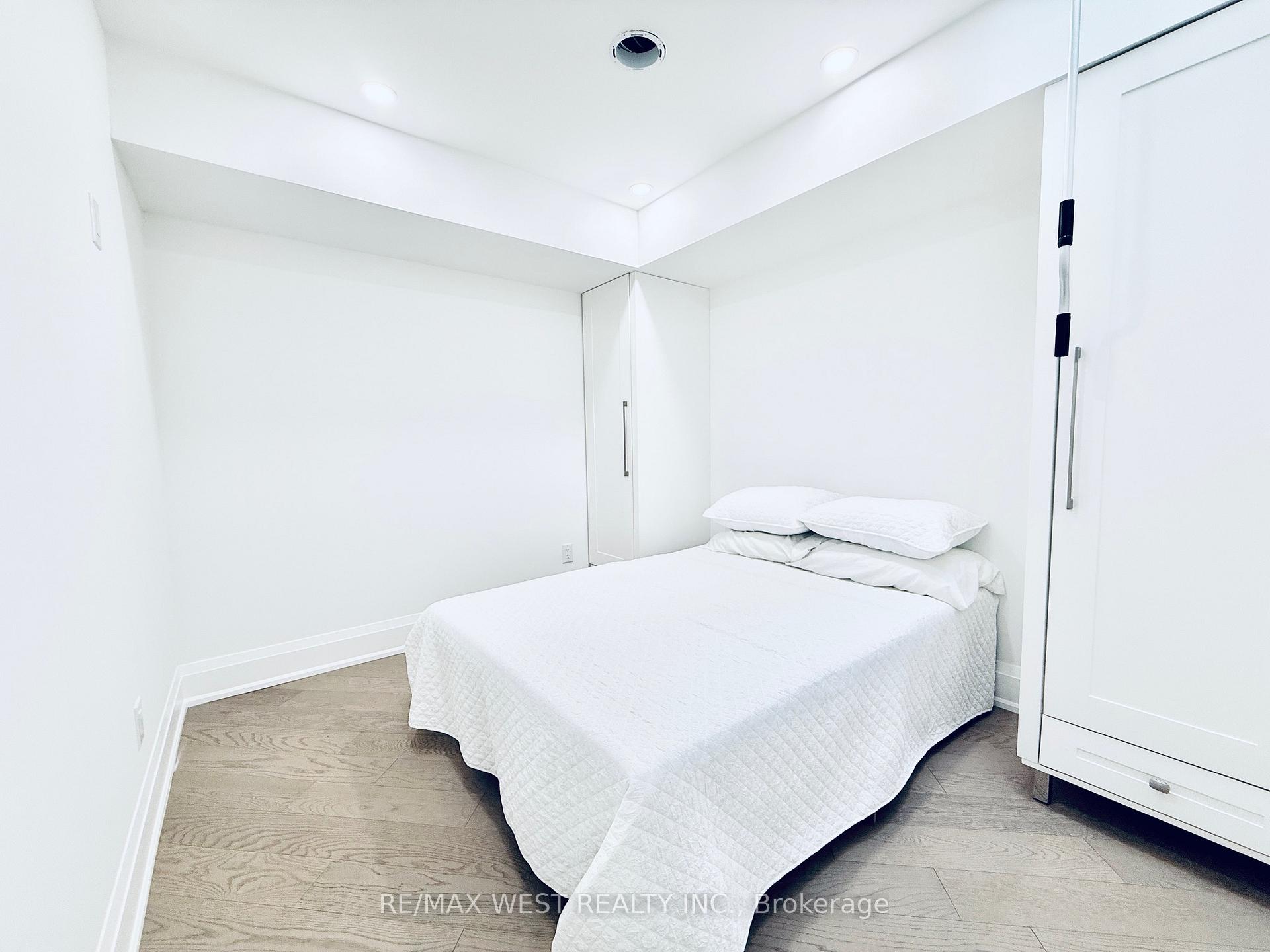Photo 9 of Unit 2, 1618 Bayview Avenue, Toronto, Mount Pleasant East — HOMEH