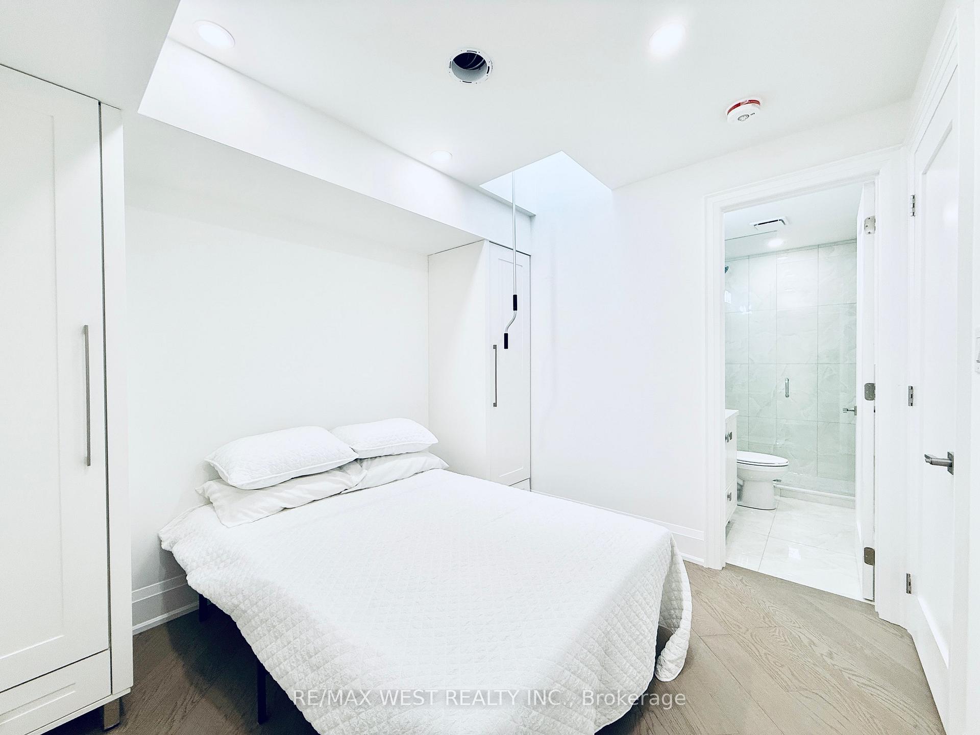 Photo 12 of Unit 2, 1618 Bayview Avenue, Toronto, Mount Pleasant East — HOMEH