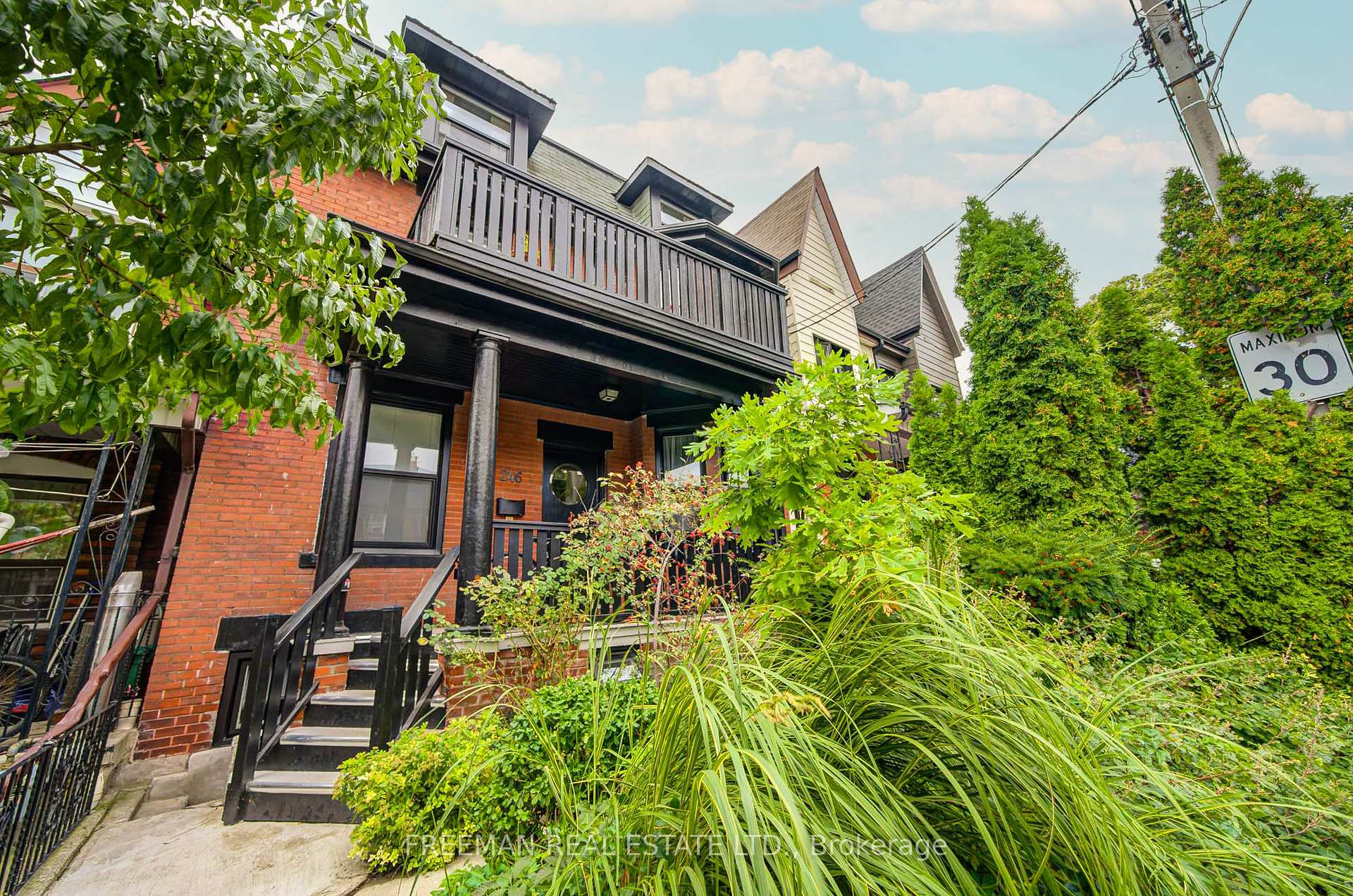 Front of 246 Euclid Avenue