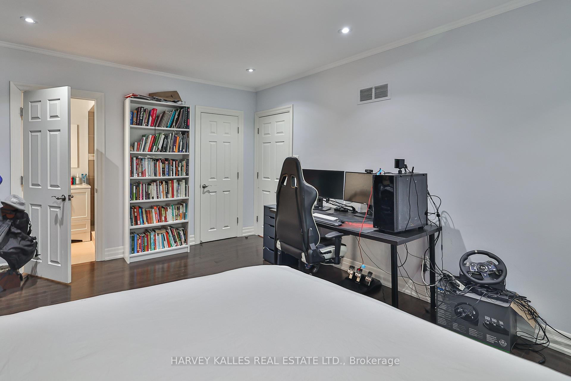Photo 24 of 23 Rothmere Drive, Toronto, Lawrence Park North — HOMEH