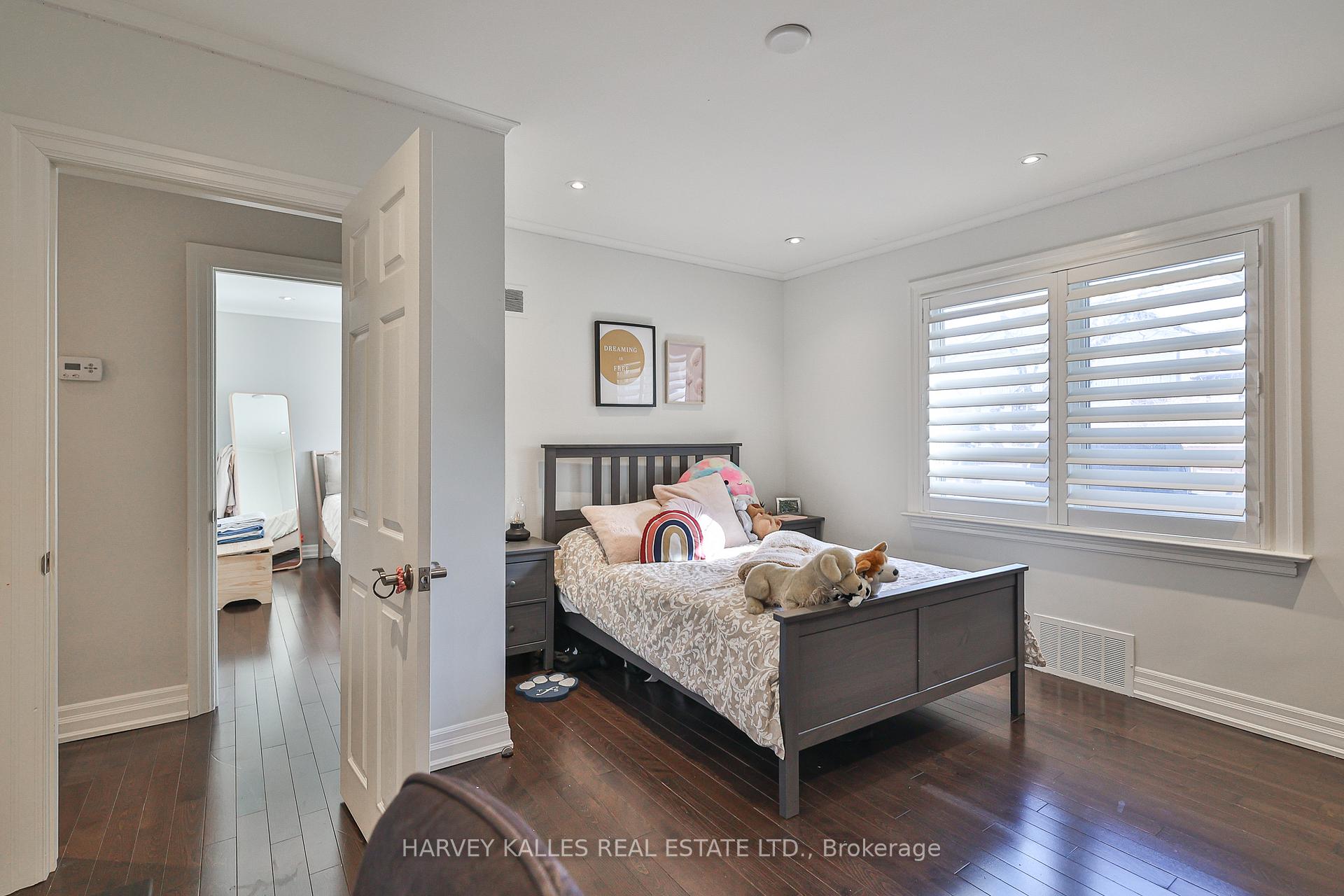 Photo 25 of 23 Rothmere Drive, Toronto, Lawrence Park North — HOMEH