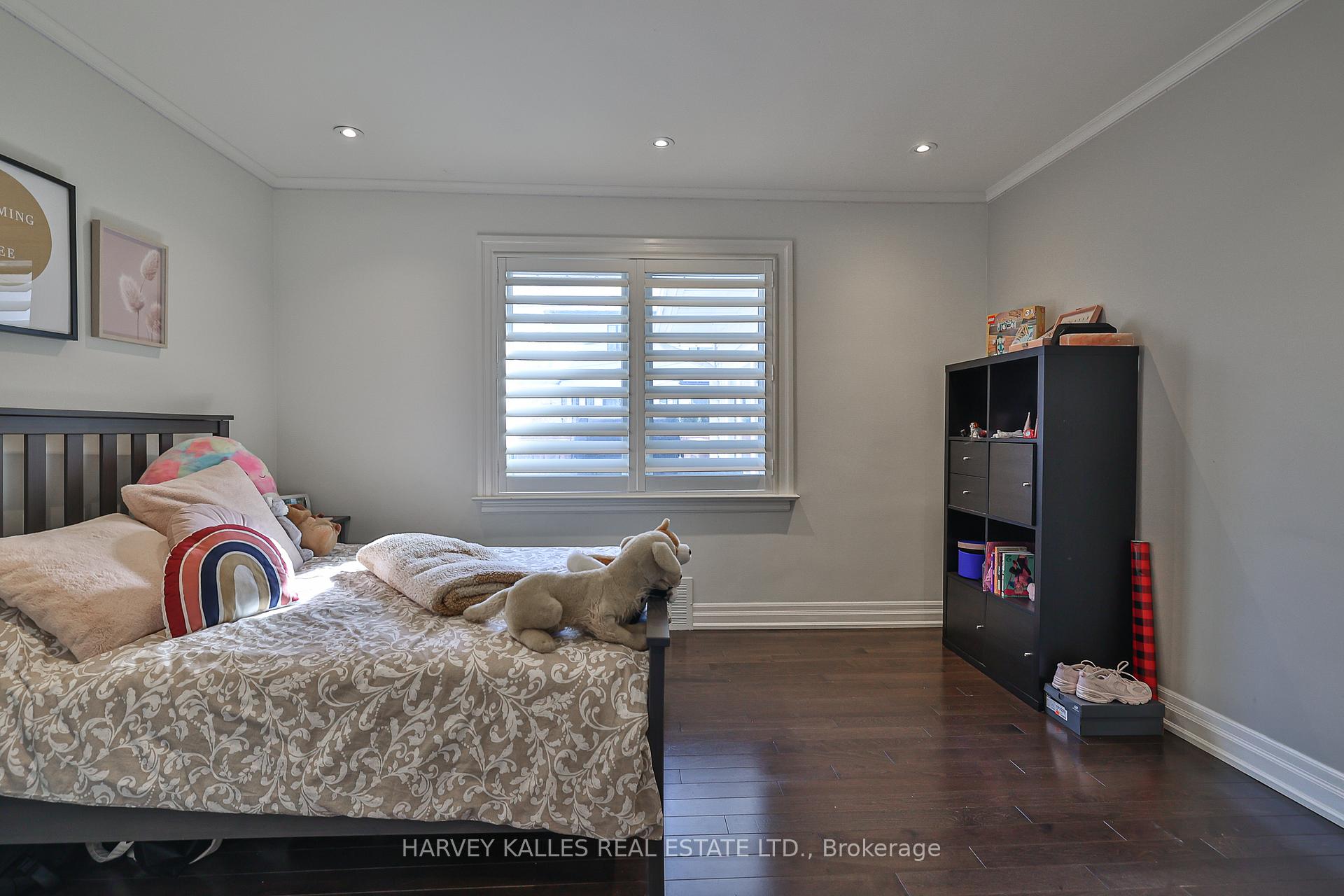 Photo 27 of 23 Rothmere Drive, Toronto, Lawrence Park North — HOMEH