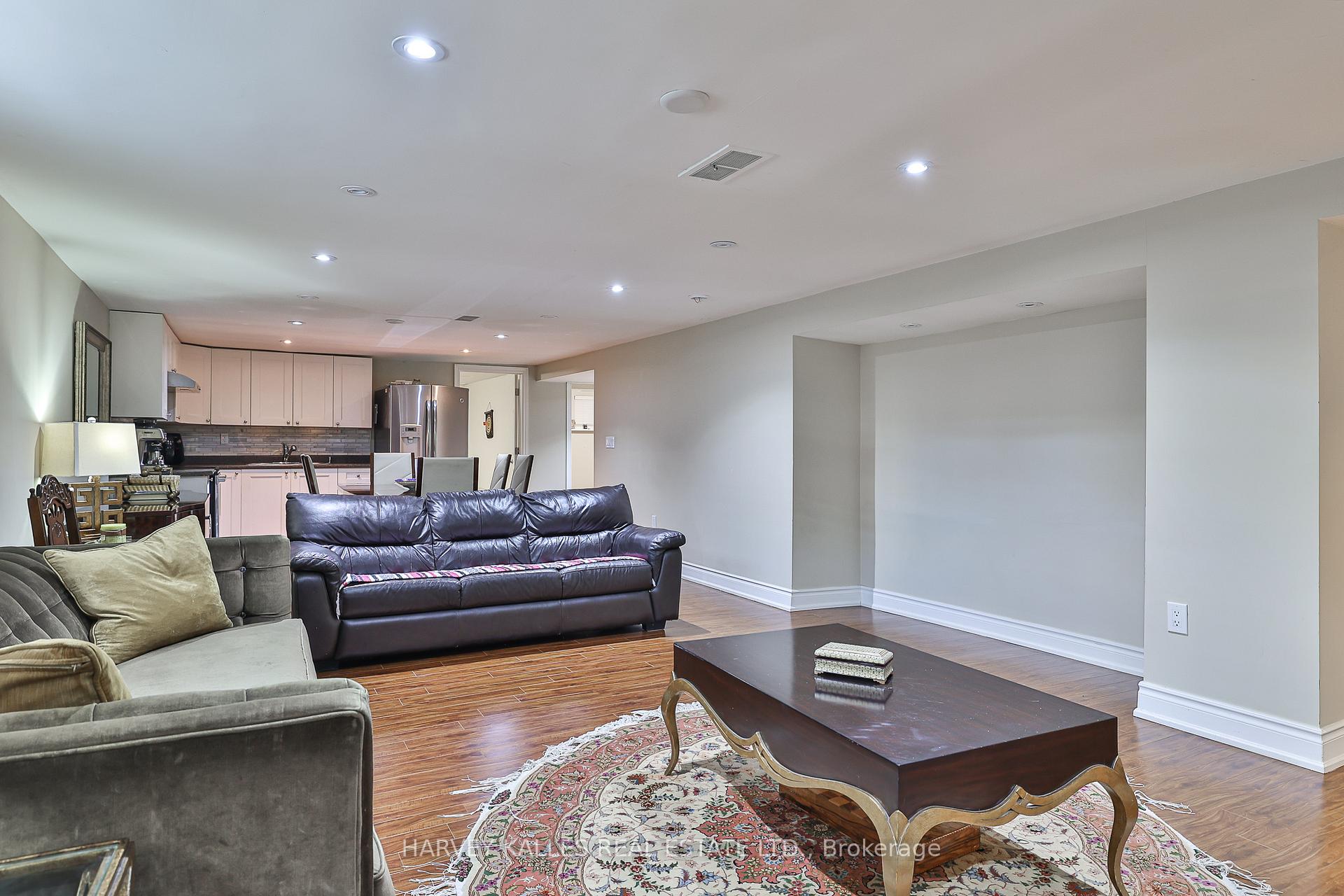 Photo 34 of 23 Rothmere Drive, Toronto, Lawrence Park North — HOMEH
