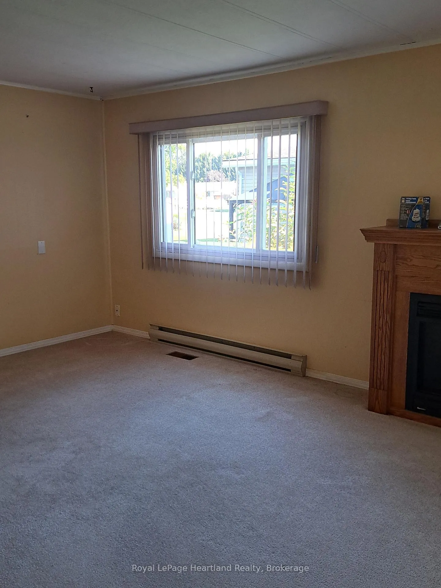 Photo 4 of 21 Velma Street, Strathroy-Caradoc, SE — HOMEH