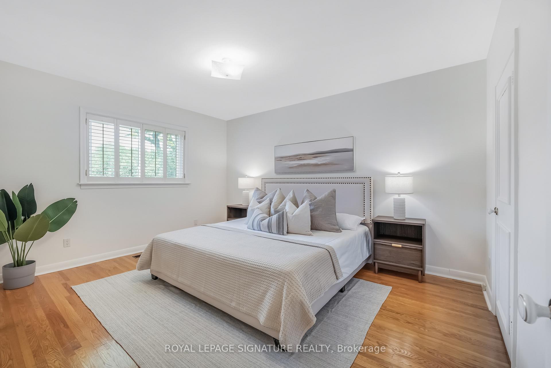 Photo 12 of 6 Lynn Gate Crescent, Scarborough, Tam O'Shanter-Sullivan — HOMEH