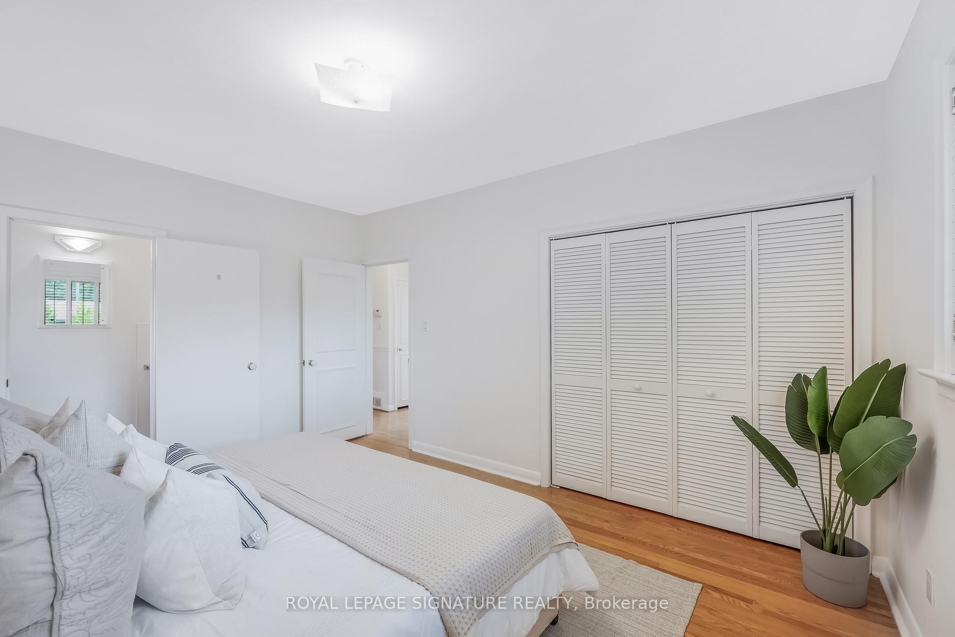 Photo 14 of 6 Lynn Gate Crescent, Scarborough, Tam O'Shanter-Sullivan — HOMEH