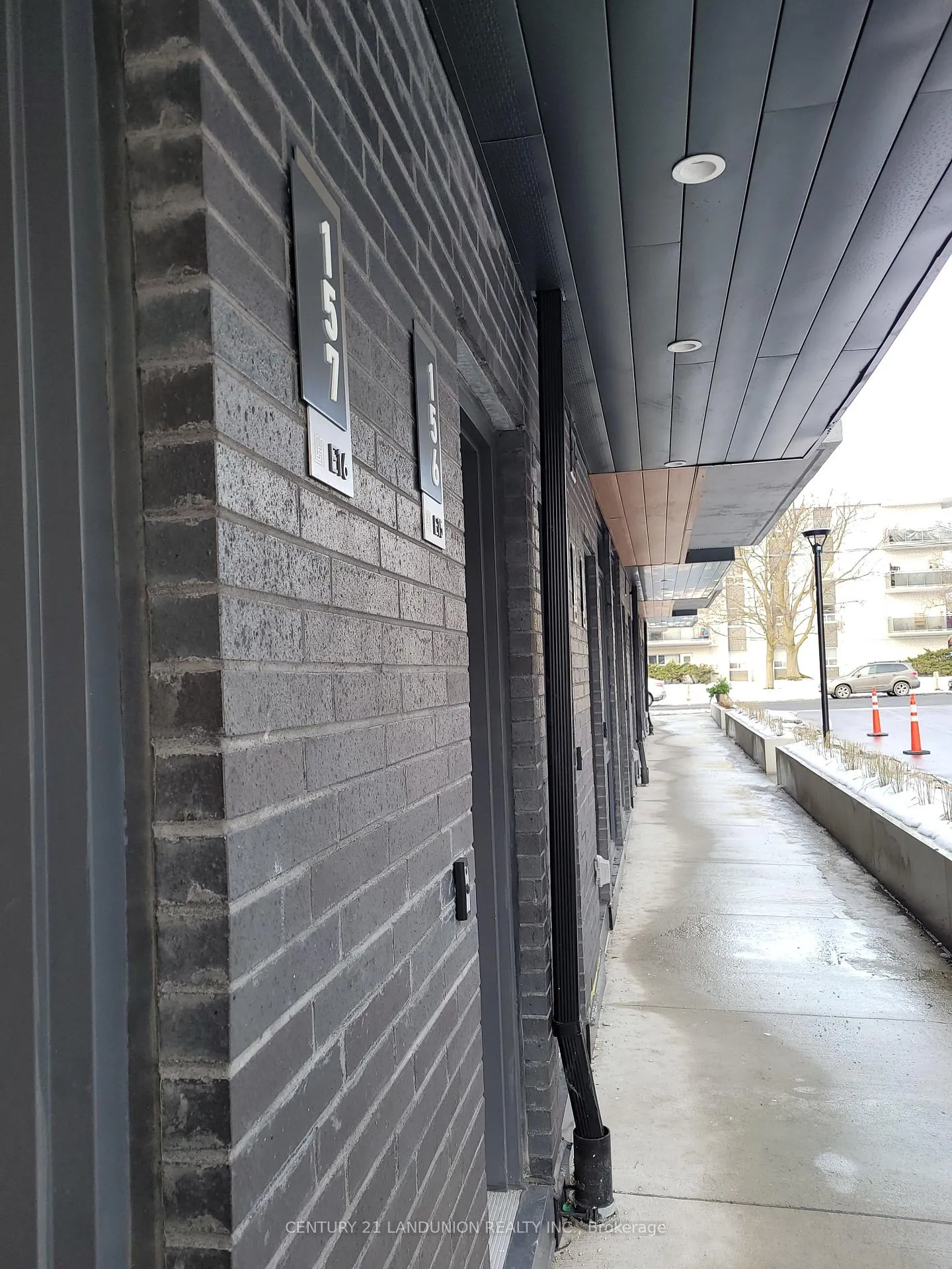 Front of Unit 157, 67 Curlew Drive E