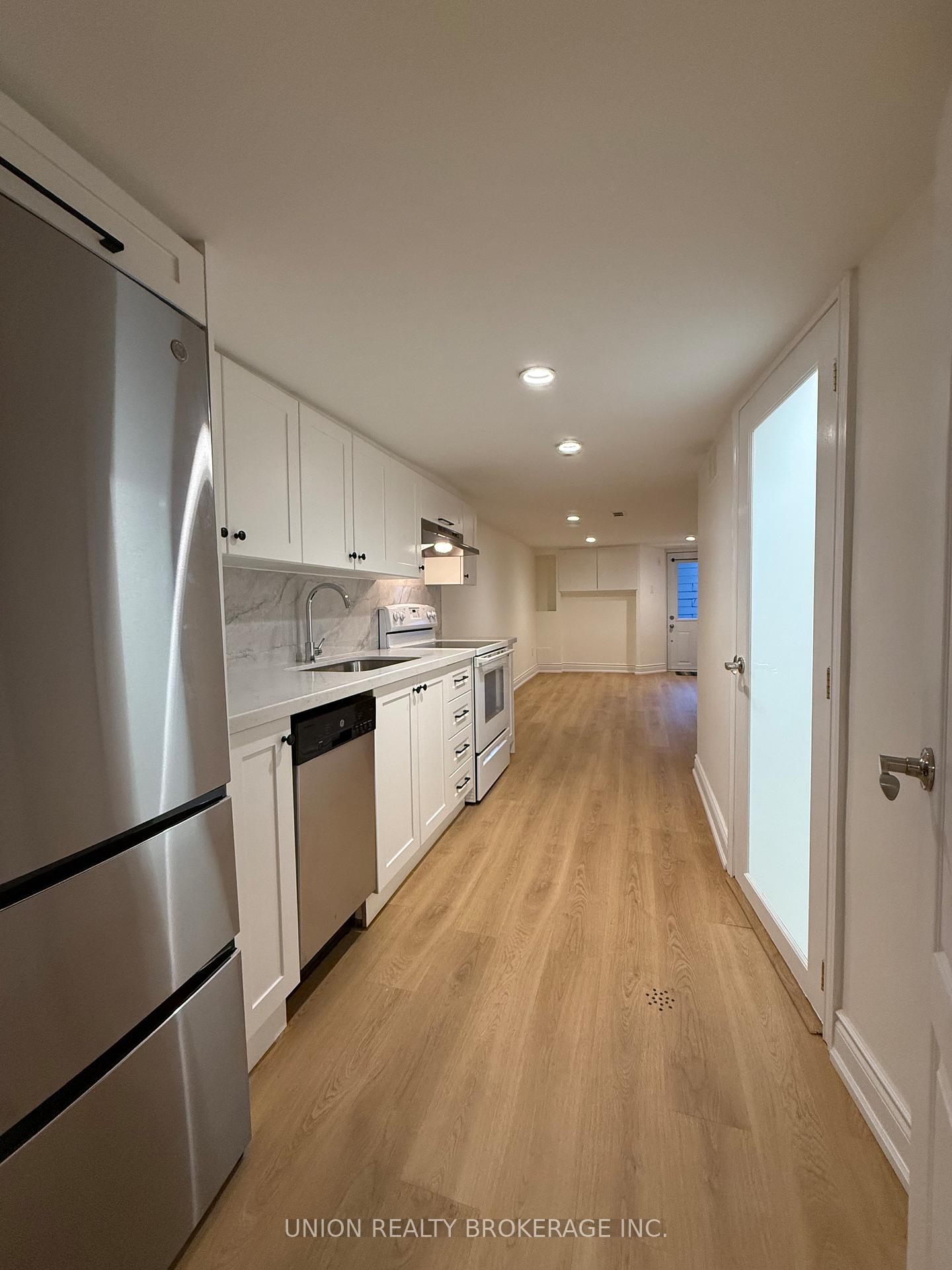 Photo 7 of Unit Lower, 244 Lee Avenue, Toronto, The Beaches — HOMEH