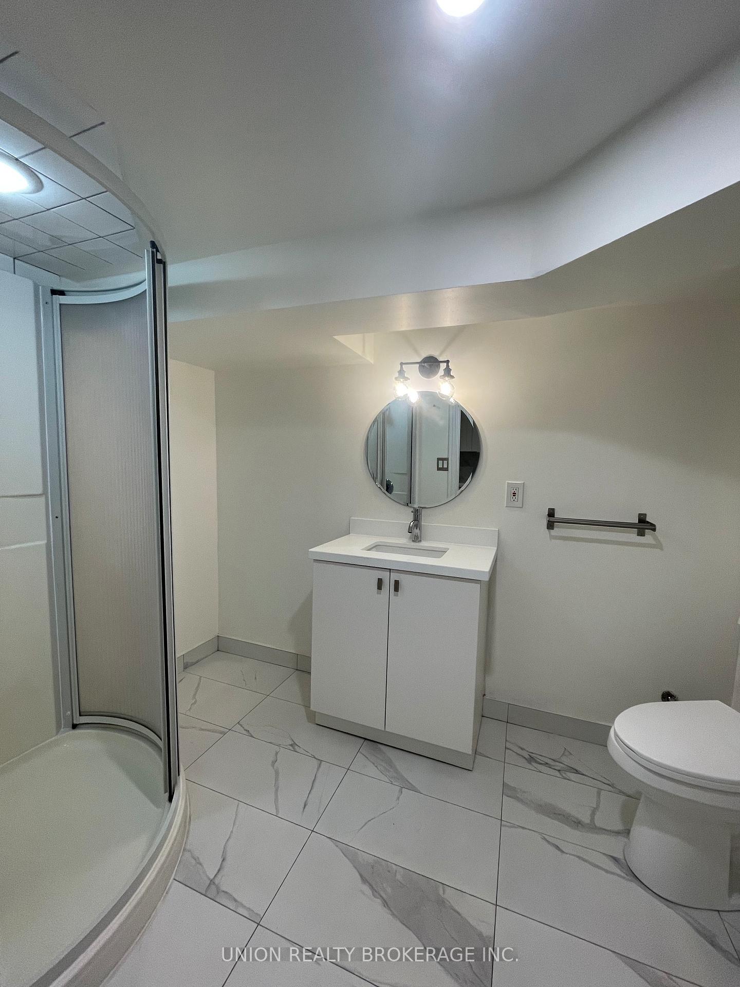 Photo 13 of Unit Lower, 244 Lee Avenue, Toronto, The Beaches — HOMEH