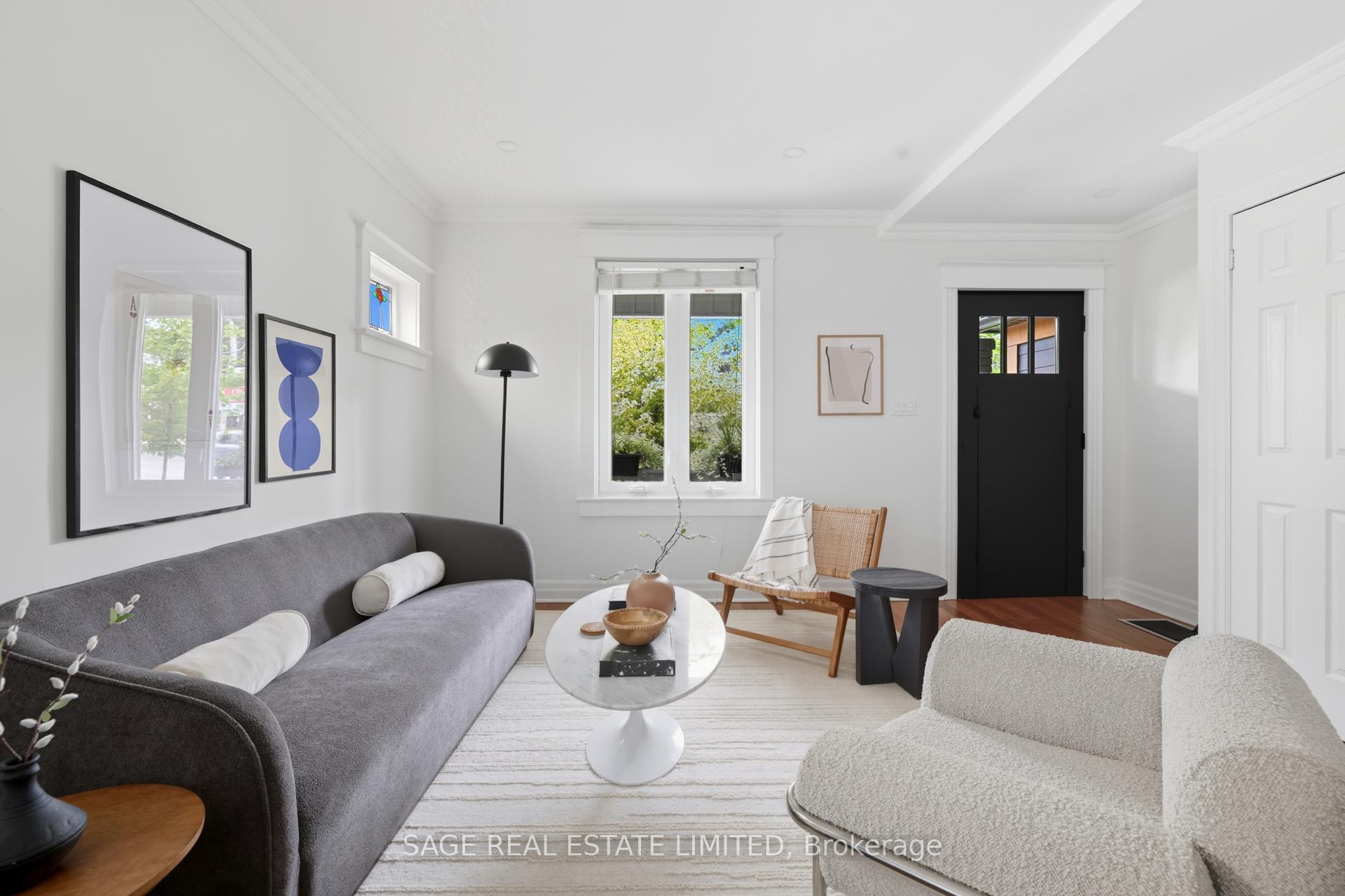 Photo 3 of 2021 Gerrard Street E, Toronto, East End-Danforth — HOMEH