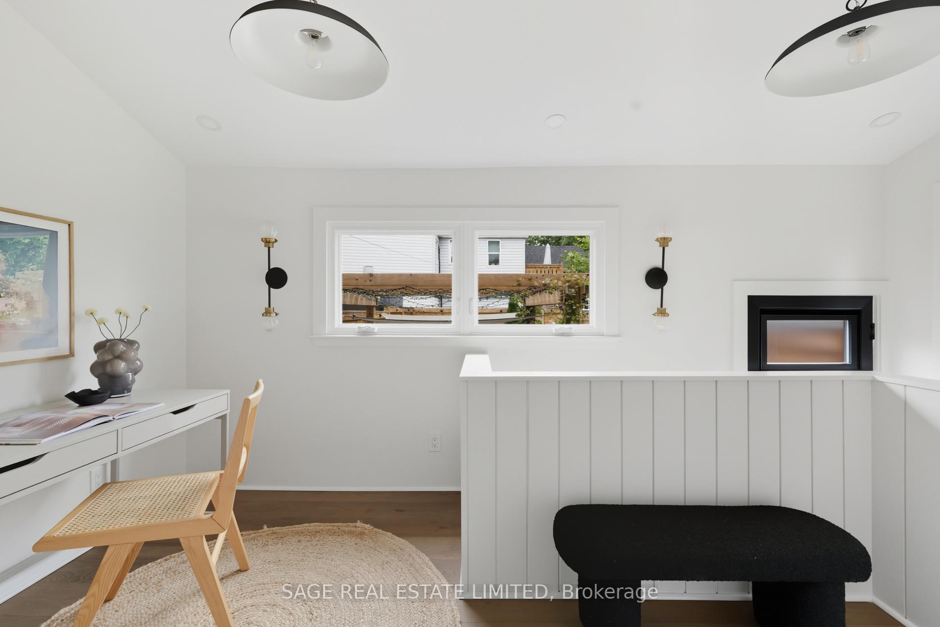 Photo 13 of 2021 Gerrard Street E, Toronto, East End-Danforth — HOMEH