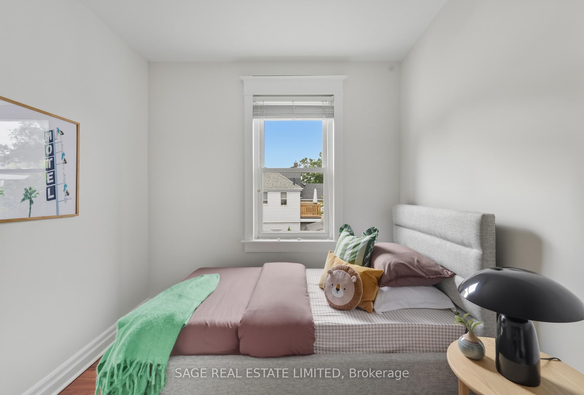 Photo 19 of 2021 Gerrard Street E, Toronto, East End-Danforth — HOMEH