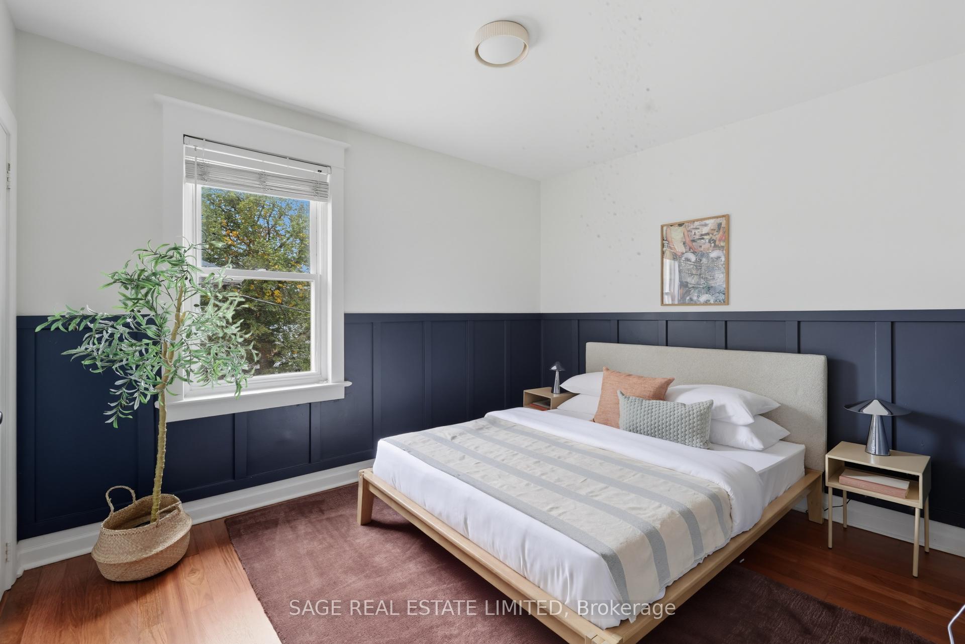 Photo 20 of 2021 Gerrard Street E, Toronto, East End-Danforth — HOMEH