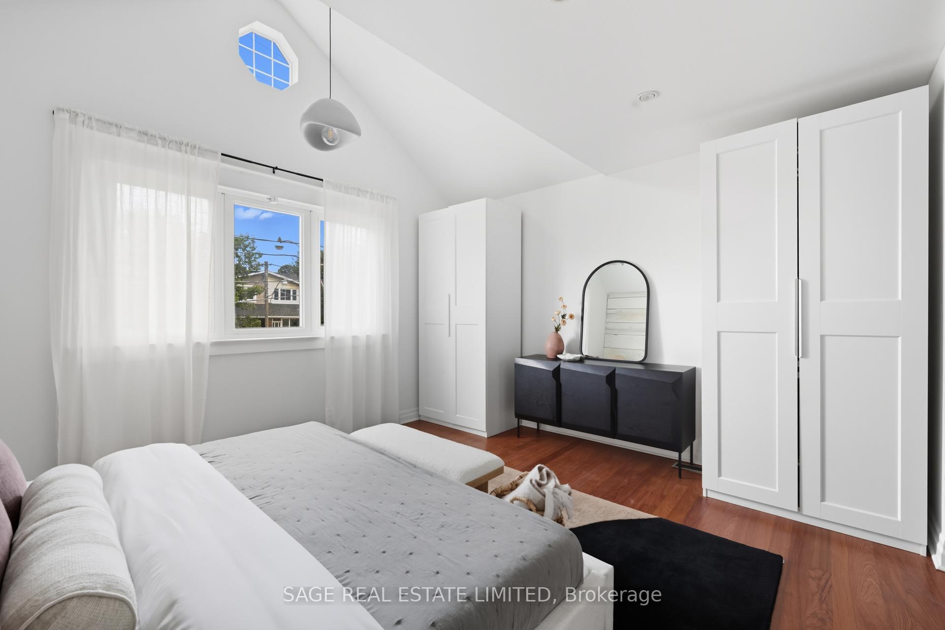 Photo 24 of 2021 Gerrard Street E, Toronto, East End-Danforth — HOMEH