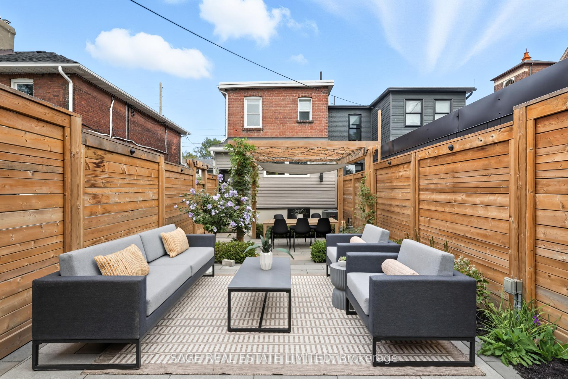 Photo 46 of 2021 Gerrard Street E, Toronto, East End-Danforth — HOMEH