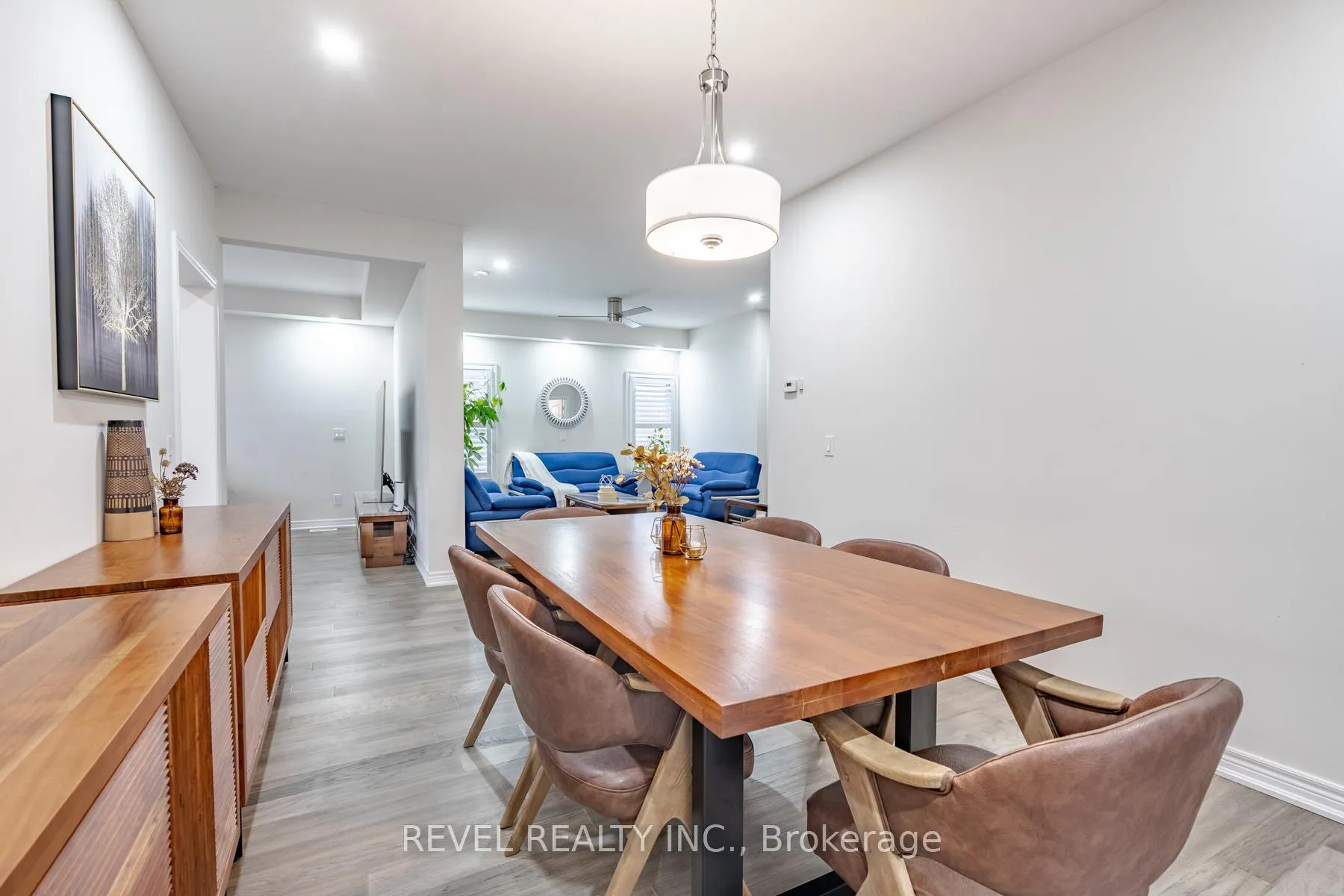 Photo 7 of 32 Barker Parkway, Thorold, Rolling Meadows — HOMEH