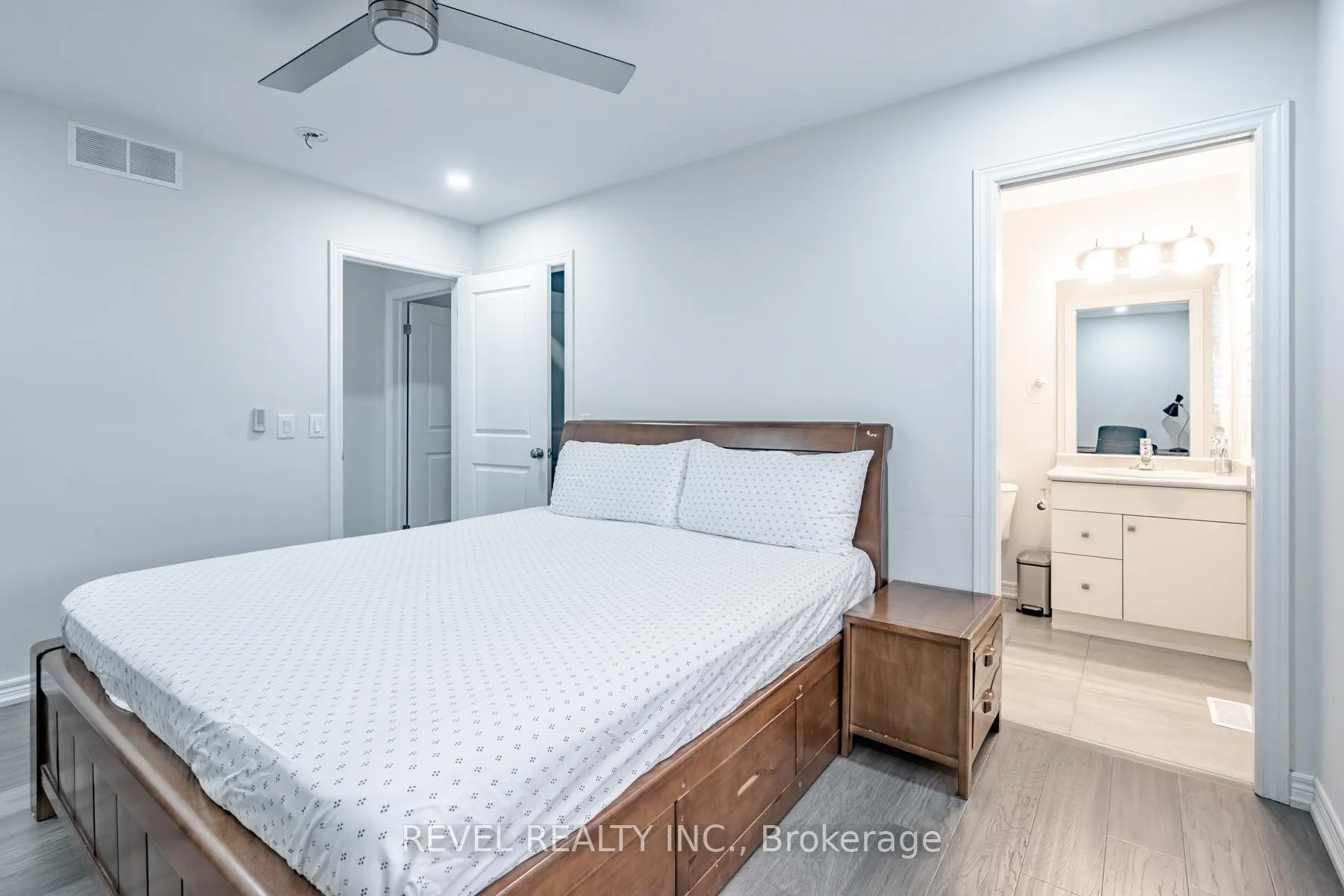 Photo 31 of 32 Barker Parkway, Thorold, Rolling Meadows — HOMEH