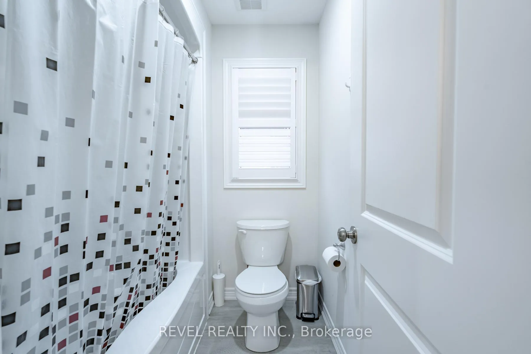 Photo 32 of 32 Barker Parkway, Thorold, Rolling Meadows — HOMEH