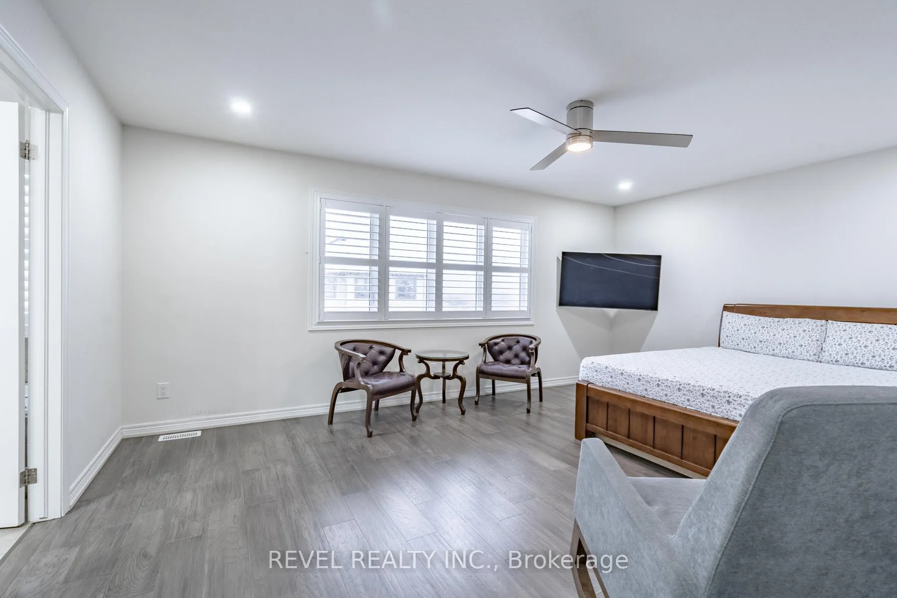 Photo 34 of 32 Barker Parkway, Thorold, Rolling Meadows — HOMEH