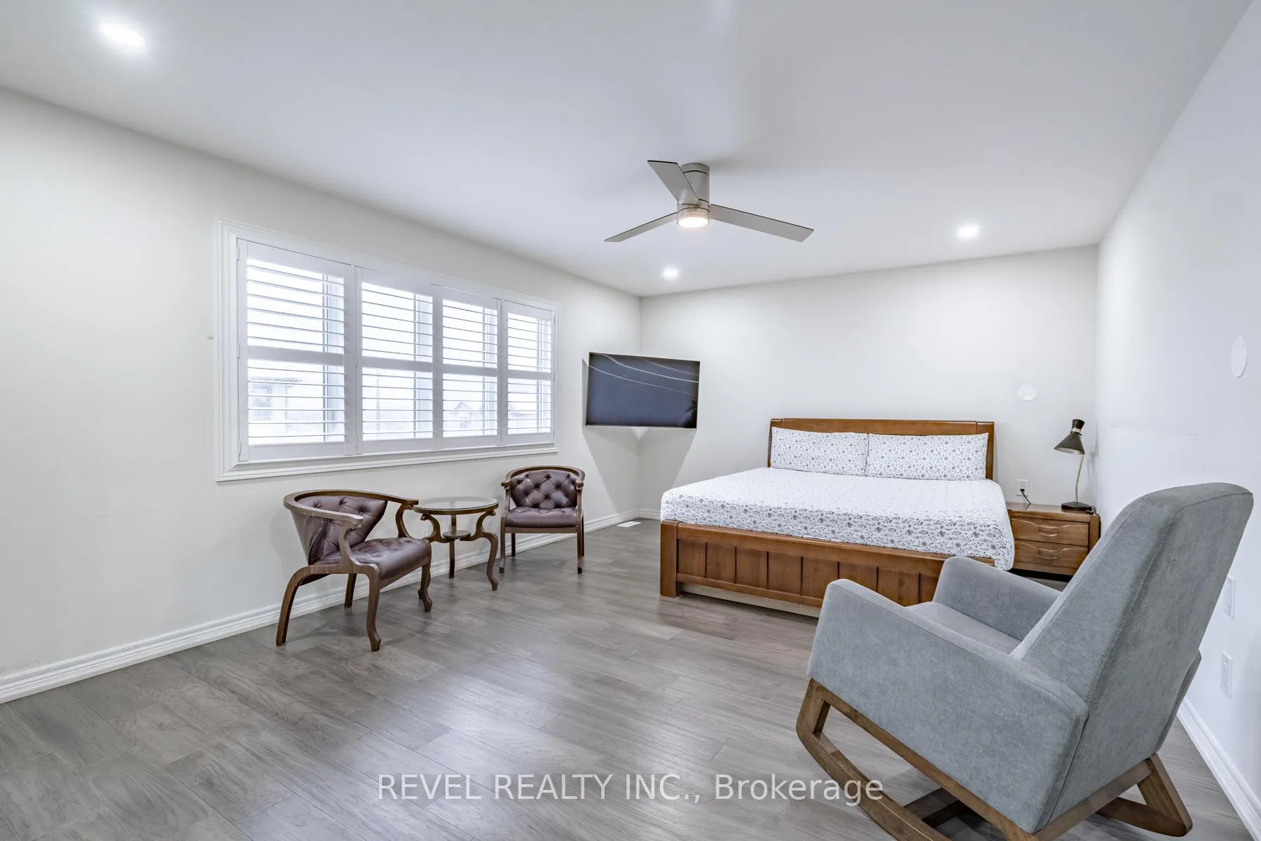 Photo 36 of 32 Barker Parkway, Thorold, Rolling Meadows — HOMEH