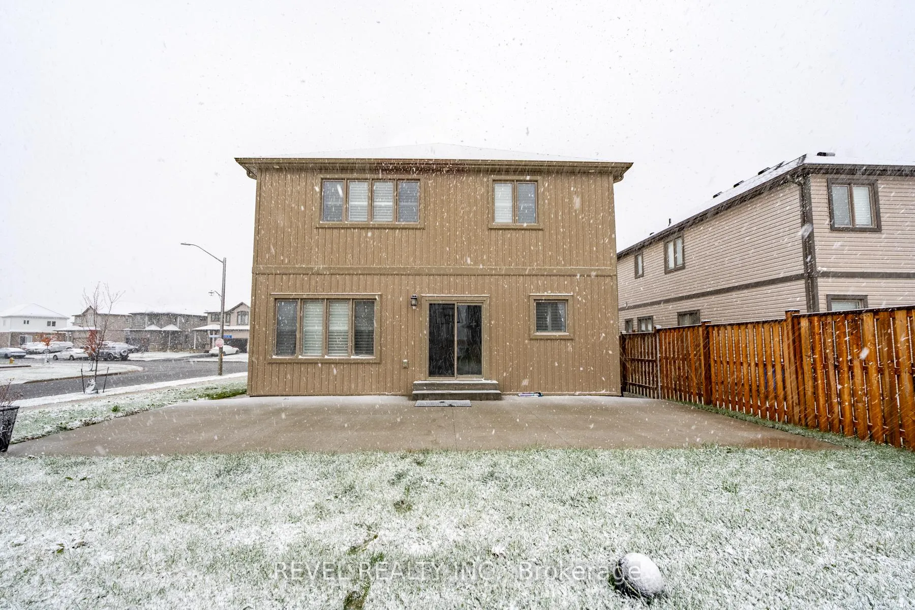 Photo 44 of 32 Barker Parkway, Thorold, Rolling Meadows — HOMEH