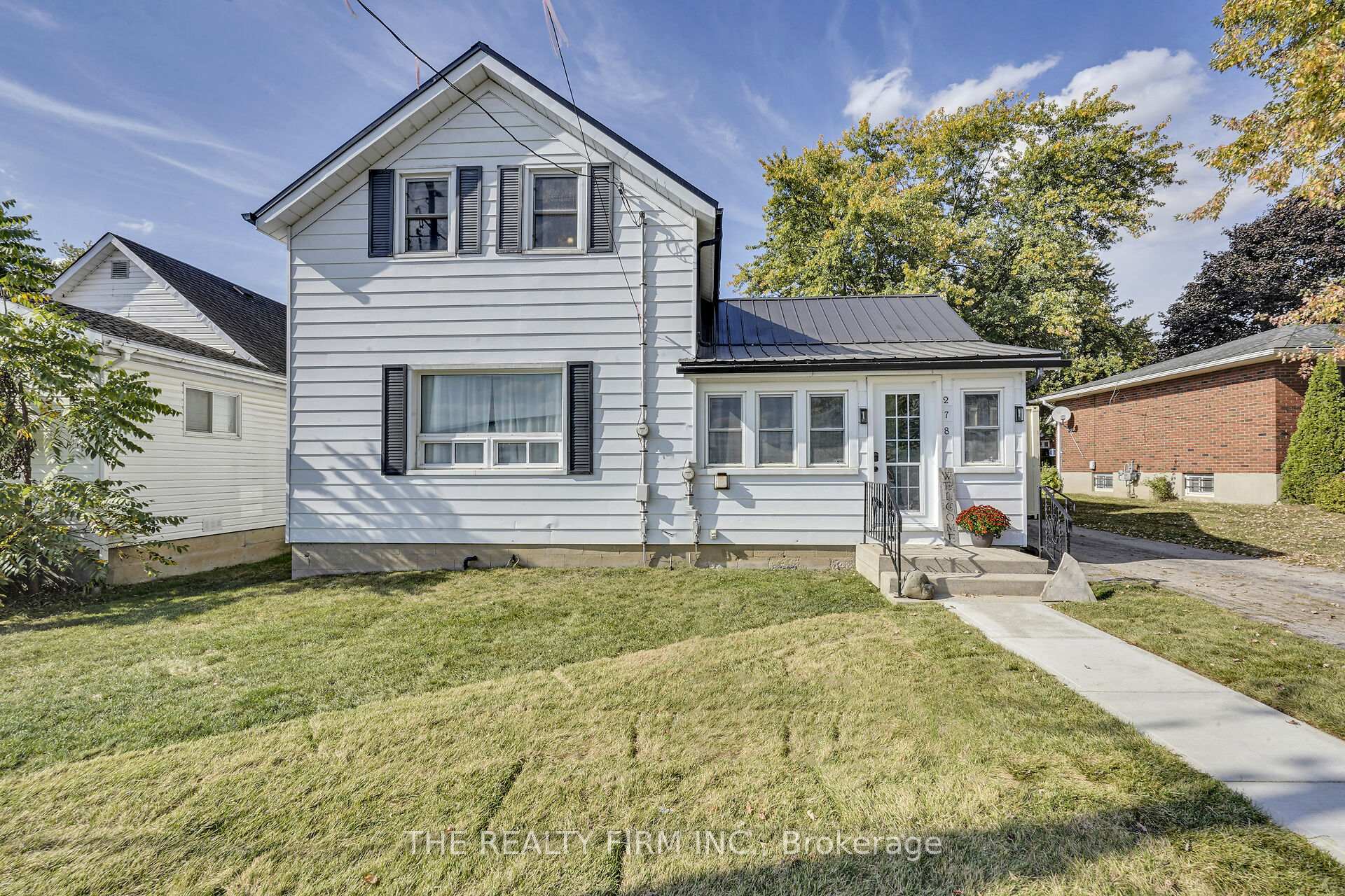 Front of 278 Upper Queen Avenue