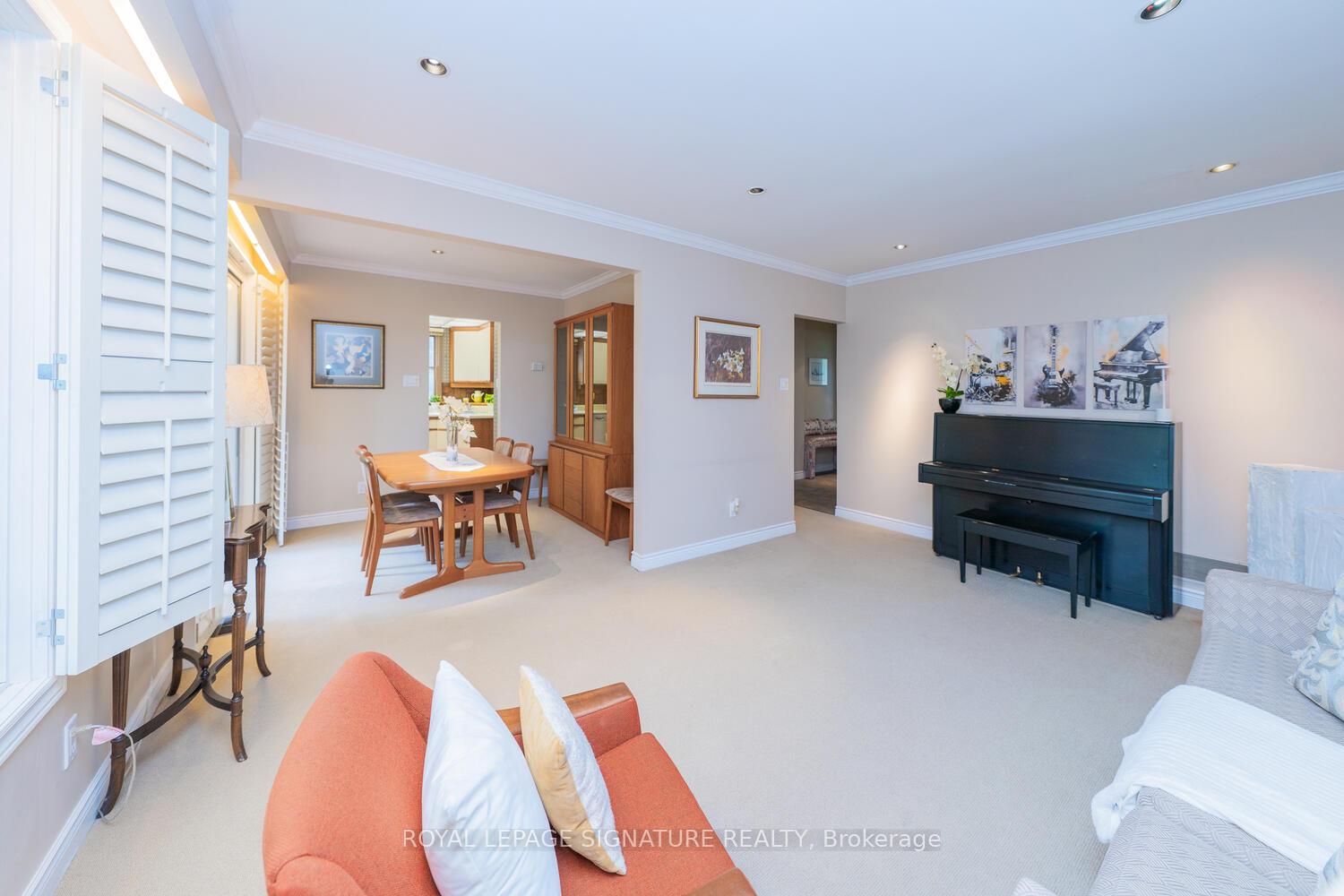 Photo 8 of 60 Tidefall Drive, Scarborough, L'Amoreaux — HOMEH