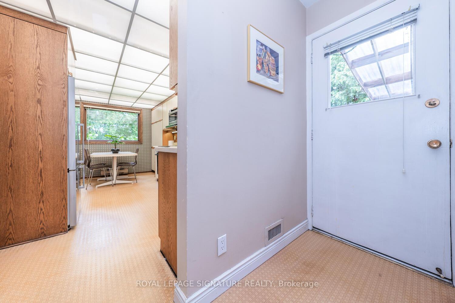 Photo 15 of 60 Tidefall Drive, Scarborough, L'Amoreaux — HOMEH