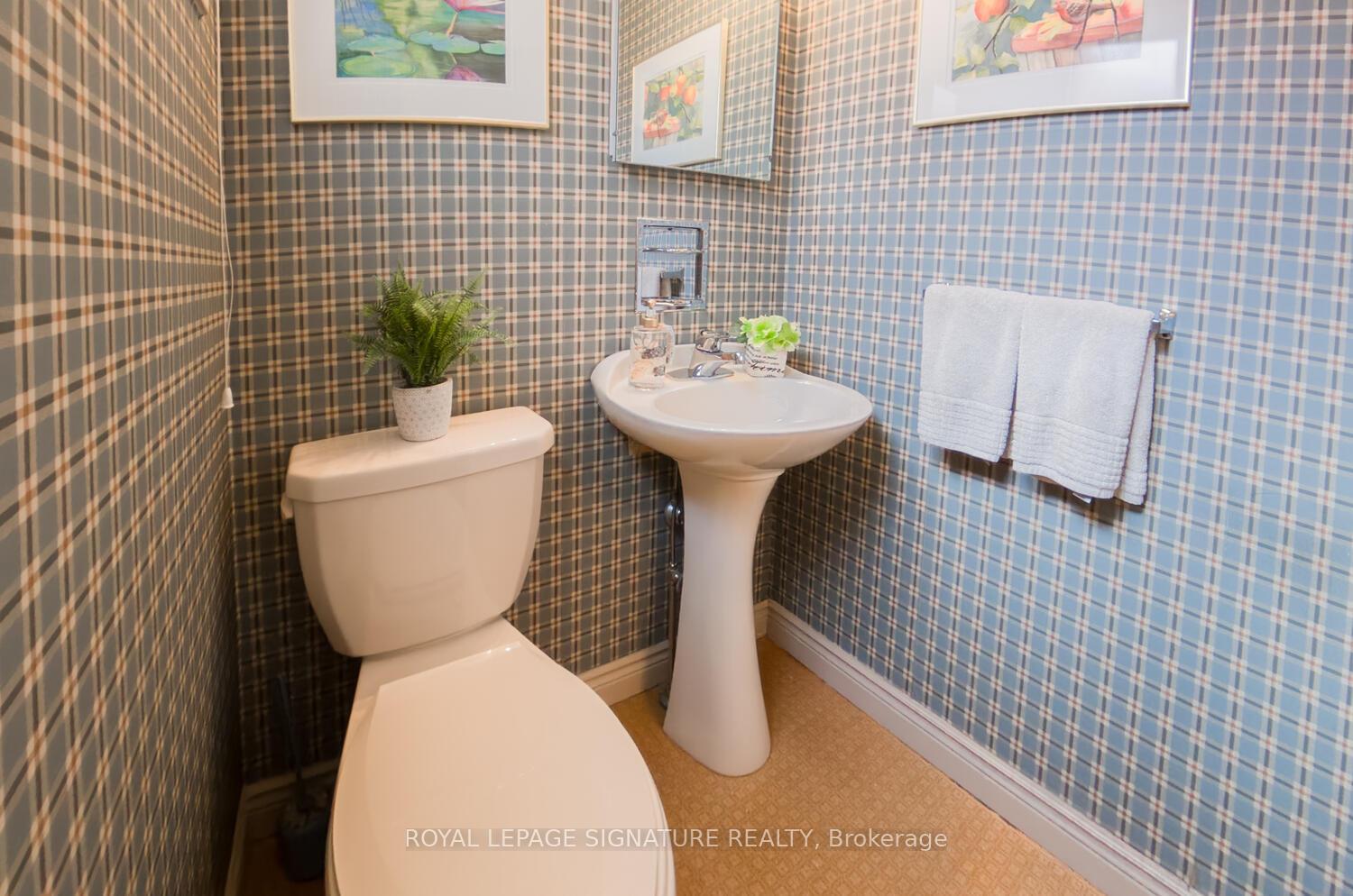 Photo 16 of 60 Tidefall Drive, Scarborough, L'Amoreaux — HOMEH