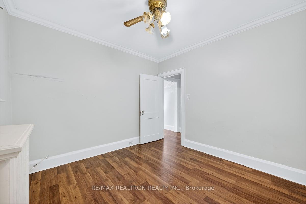 Photo 9 of 152 Gloucester Grove, Toronto, Oakwood Village — HOMEH