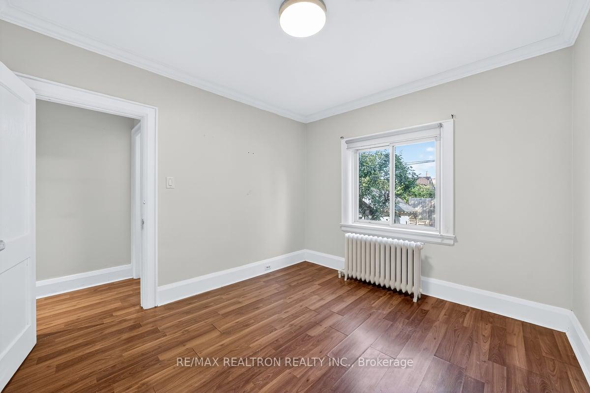 Photo 11 of 152 Gloucester Grove, Toronto, Oakwood Village — HOMEH
