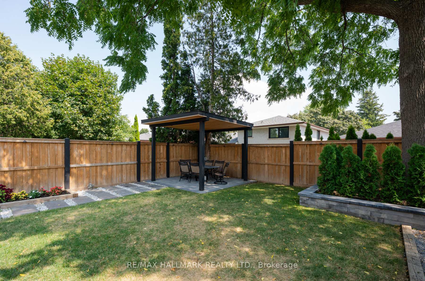 Photo 9 of 25 Elmont Drive, Toronto, O'Connor-Parkview — HOMEH