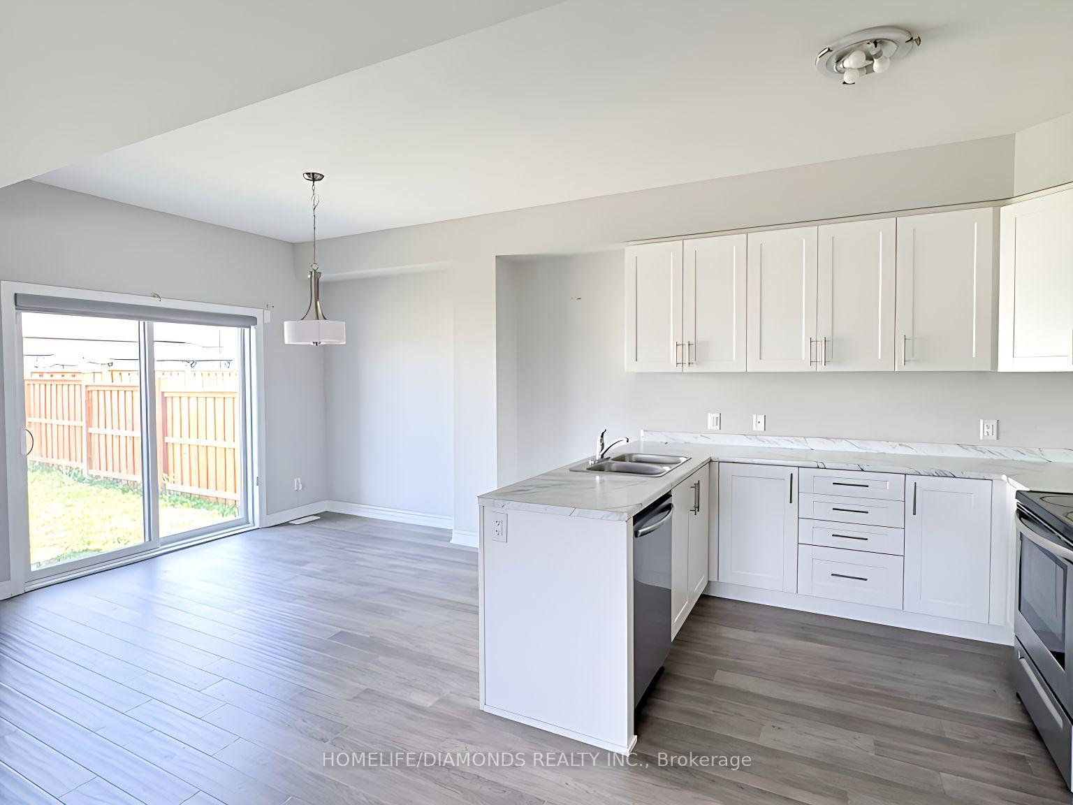 Photo 6 of 20 Barker Parkway, Thorold, Rolling Meadows — HOMEH