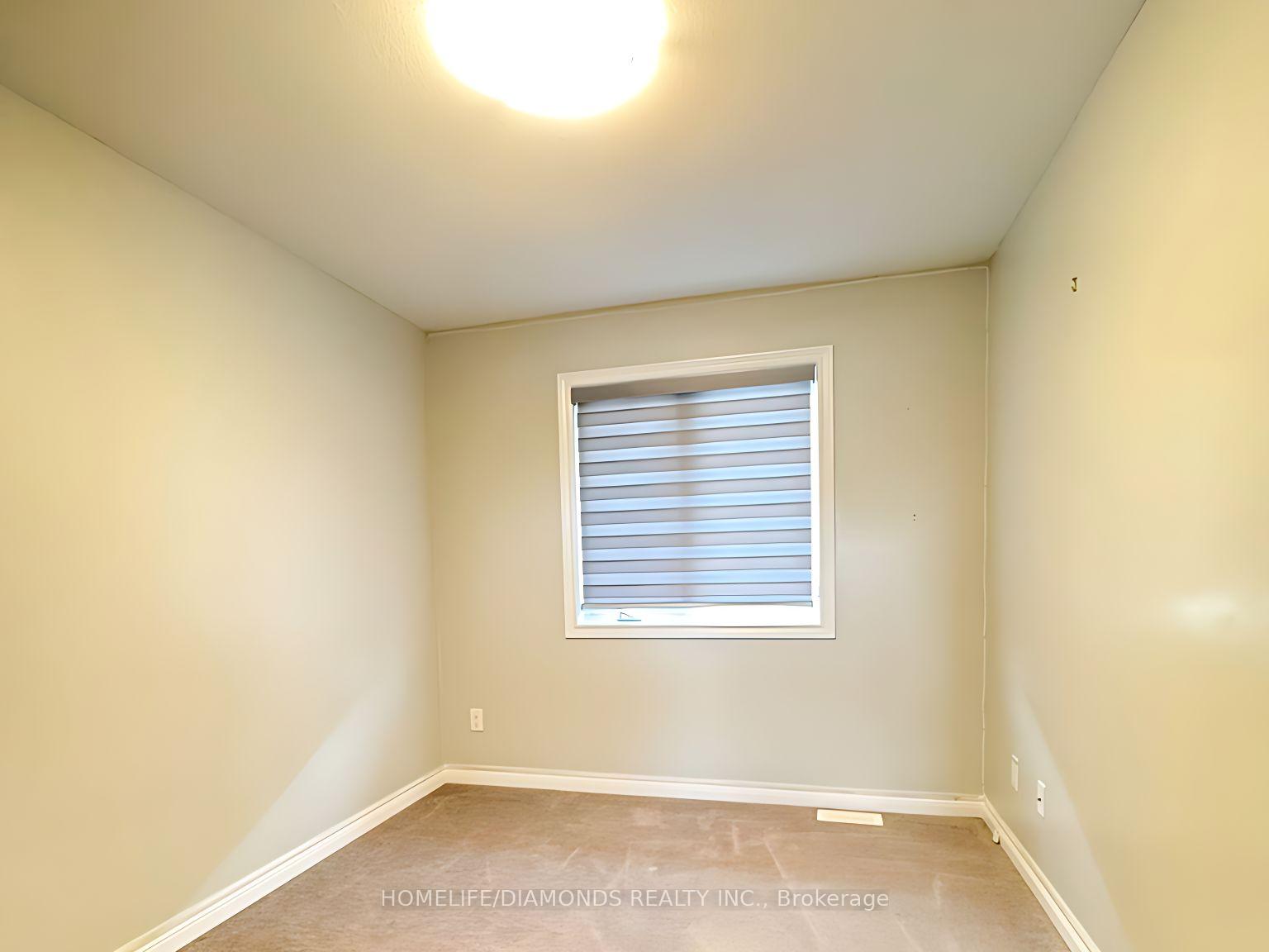 Photo 12 of 20 Barker Parkway, Thorold, Rolling Meadows — HOMEH