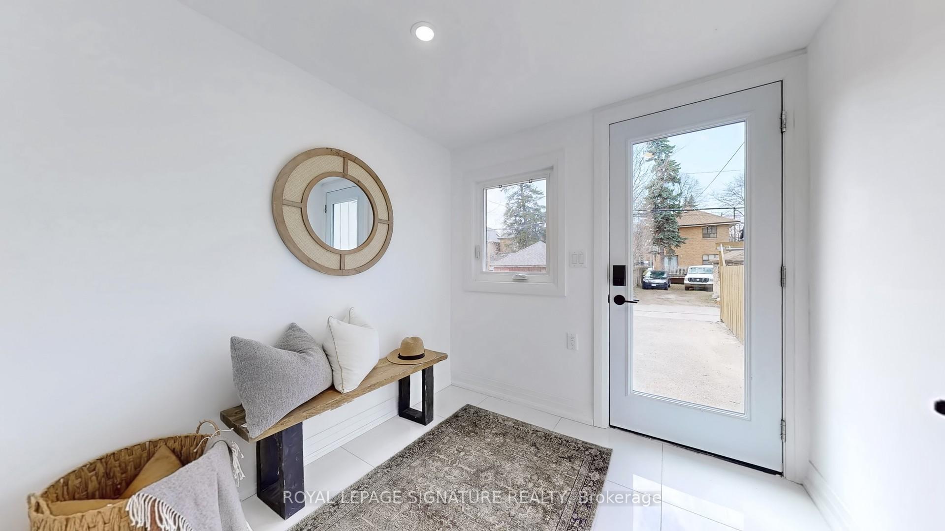 Photo 11 of 914 Broadview Avenue, Toronto, Playter Estates-Danforth — HOMEH