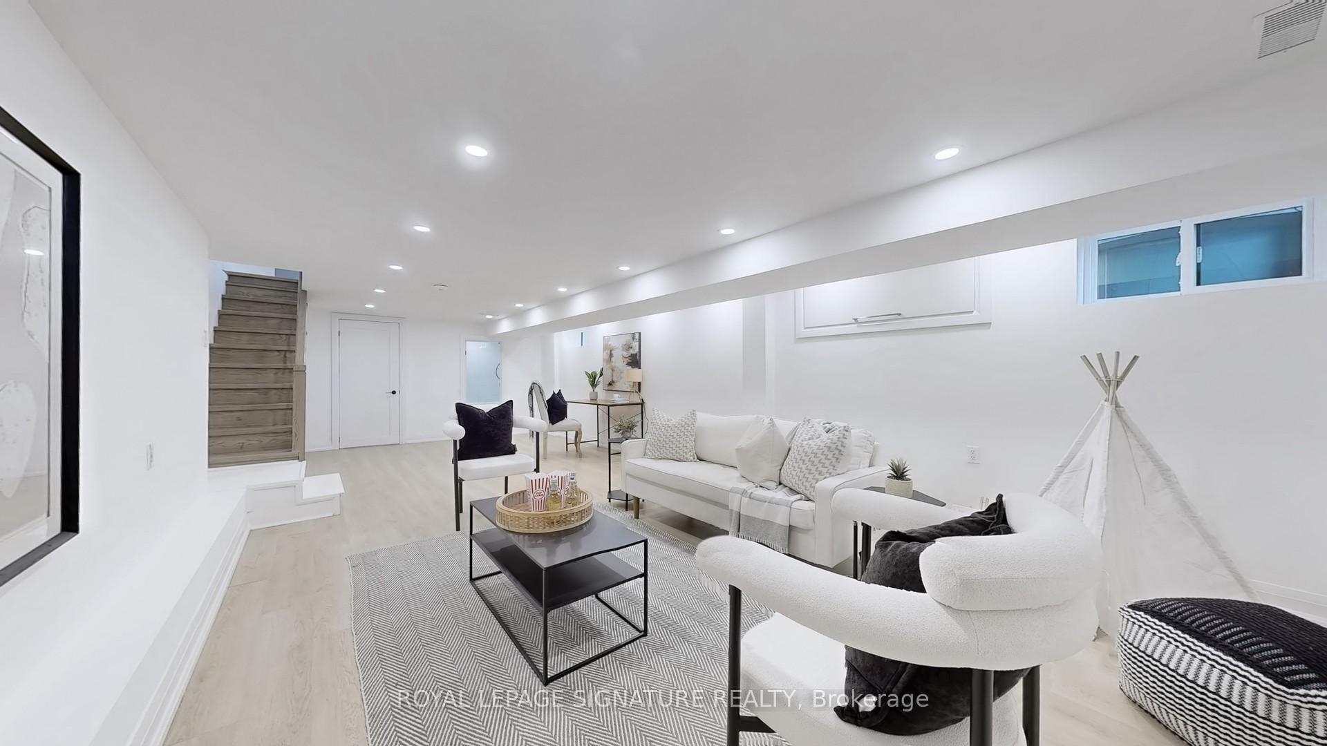 Photo 21 of 914 Broadview Avenue, Toronto, Playter Estates-Danforth — HOMEH