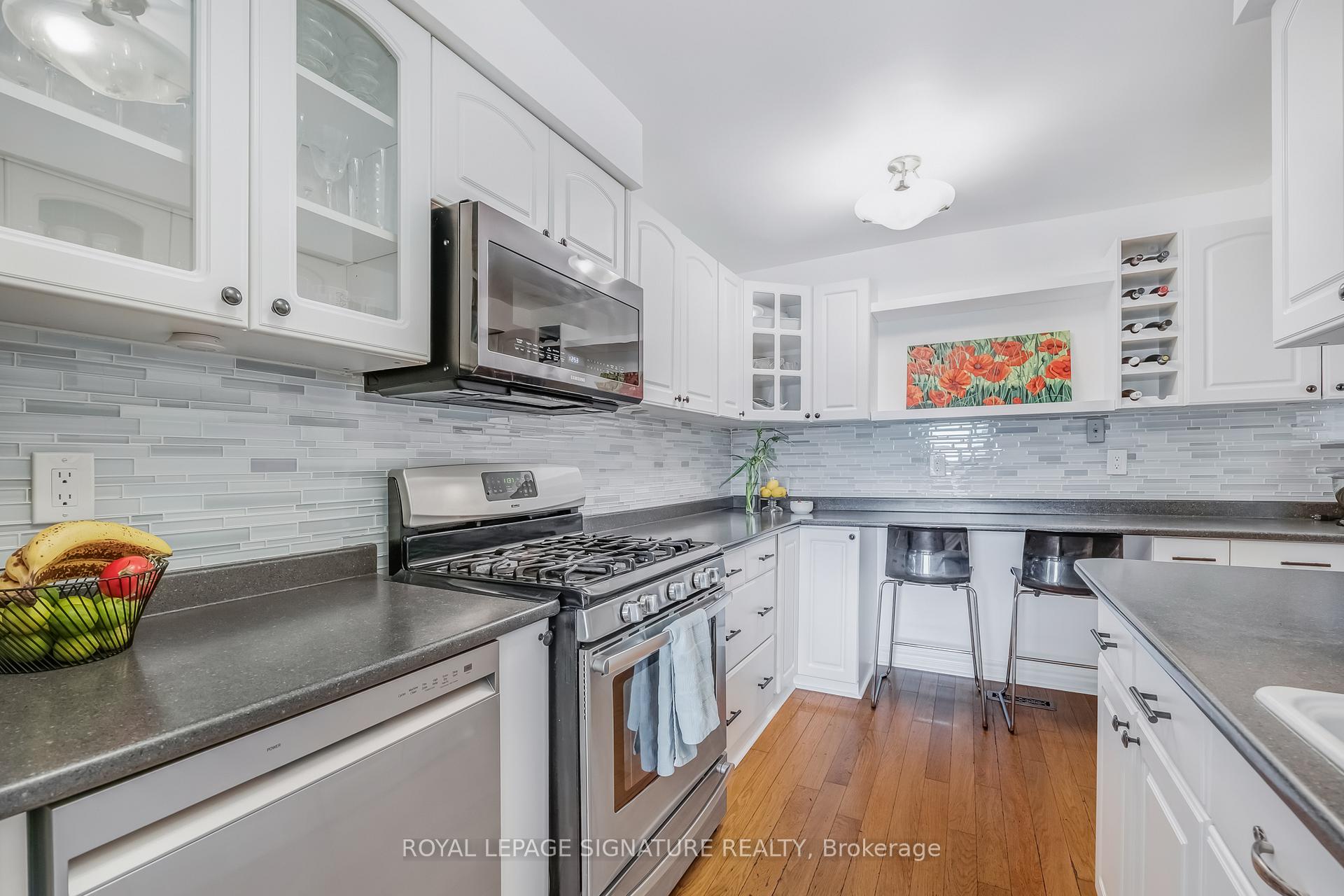 Photo 11 of 66 Springhouse Square, Scarborough, Steeles — HOMEH