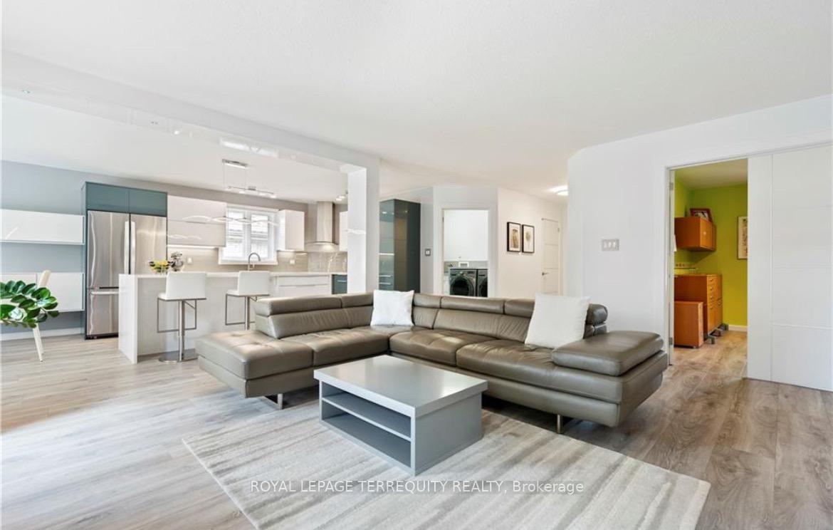 Photo 16 of 57 Parkview Drive, Thames Centre, Dorchester — HOMEH
