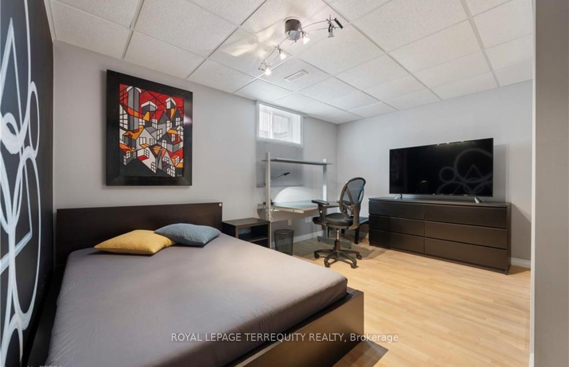 Photo 36 of 57 Parkview Drive, Thames Centre, Dorchester — HOMEH