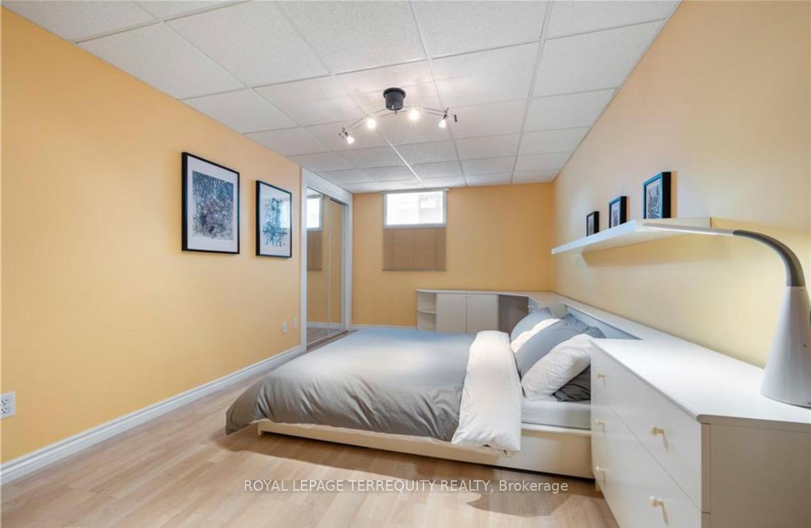 Photo 37 of 57 Parkview Drive, Thames Centre, Dorchester — HOMEH