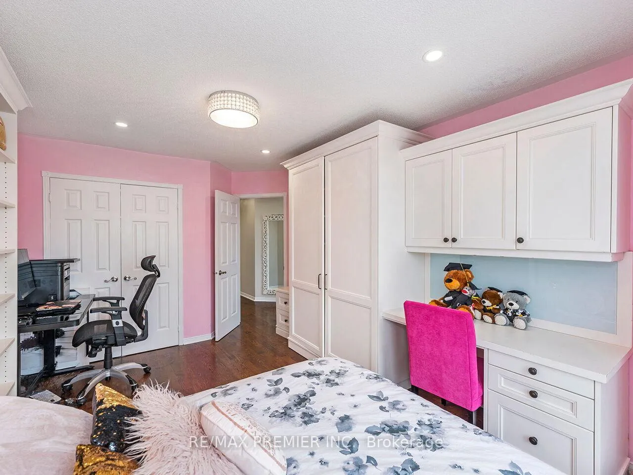 Photo 36 of 19 Medley Court, Vaughan, Maple — HOMEH